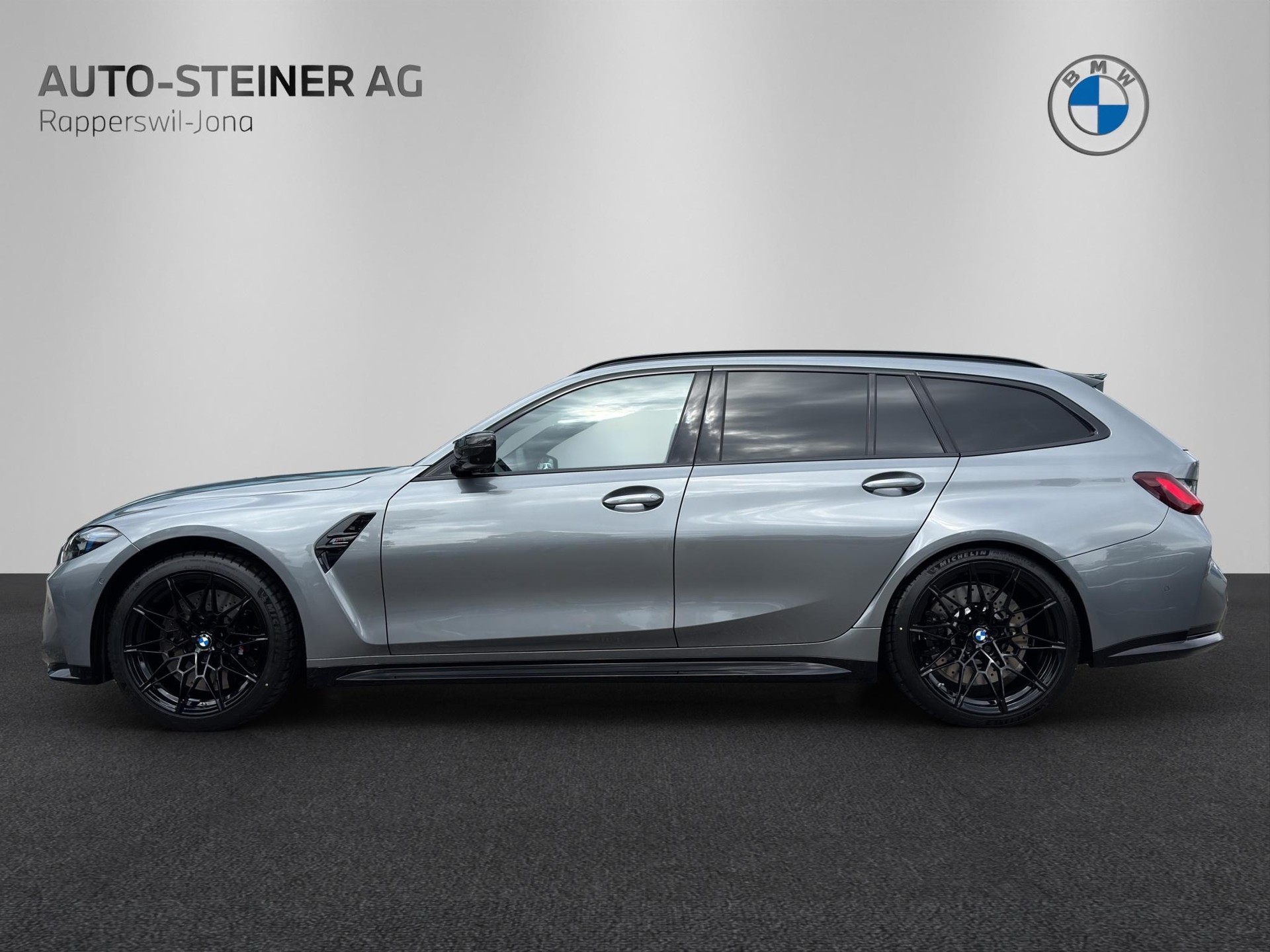 BMW M3 Competition xDrive Touring-image-1