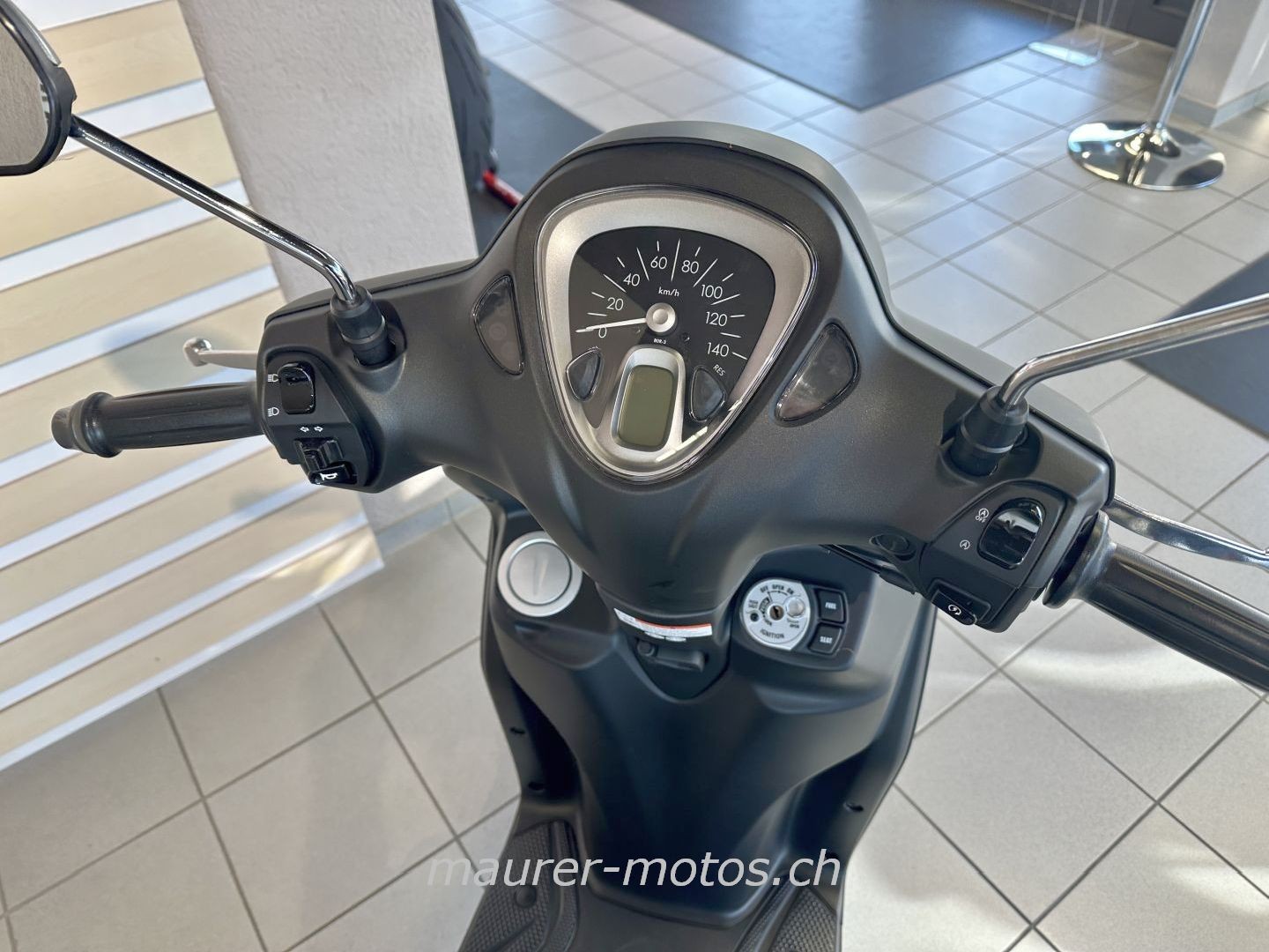 YAMAHA DELIGHT 125-showroom-element-3