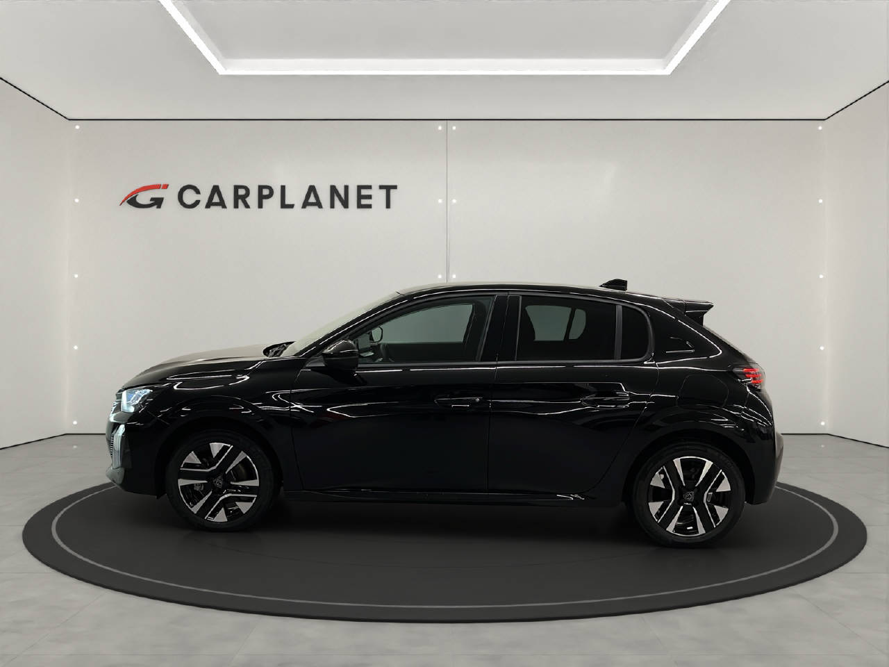 PEUGEOT 208 1.2 Hybrid Allure Premium-image-1