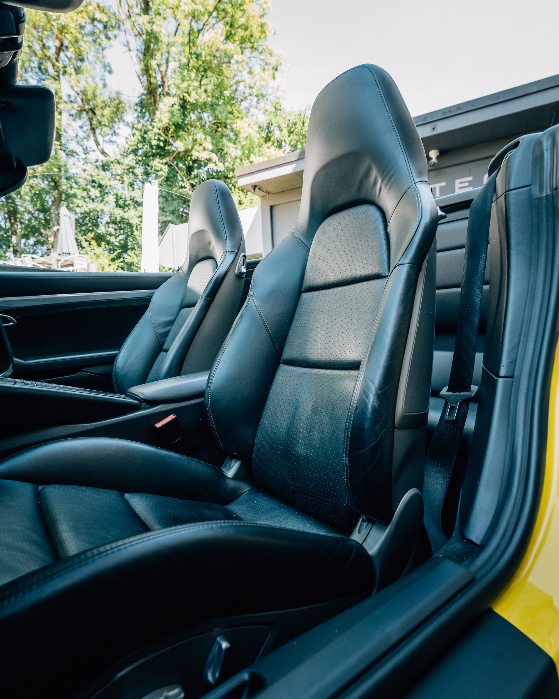 PORSCHE Carrera Cabriolet-image-6