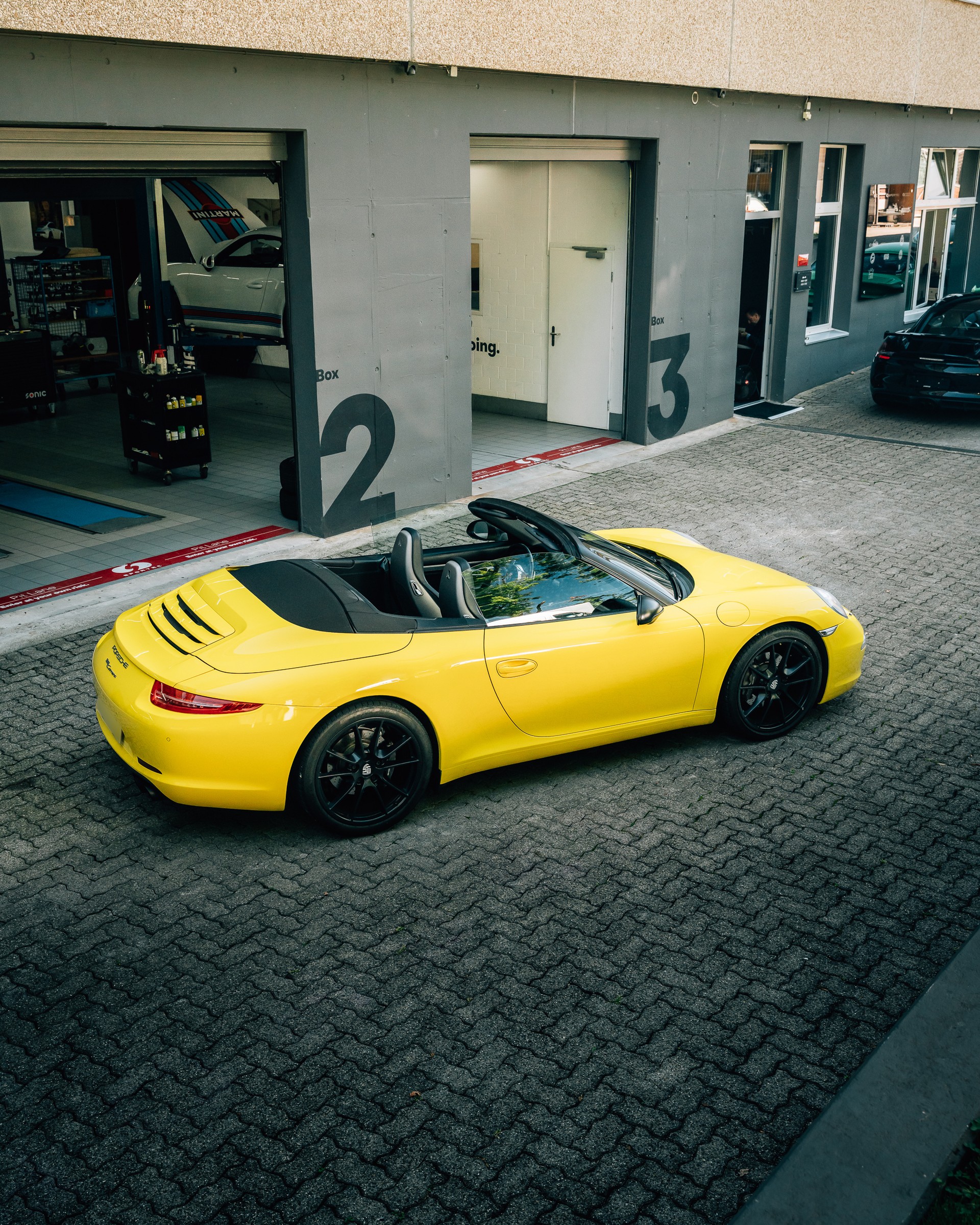 PORSCHE Carrera Cabriolet-image-7