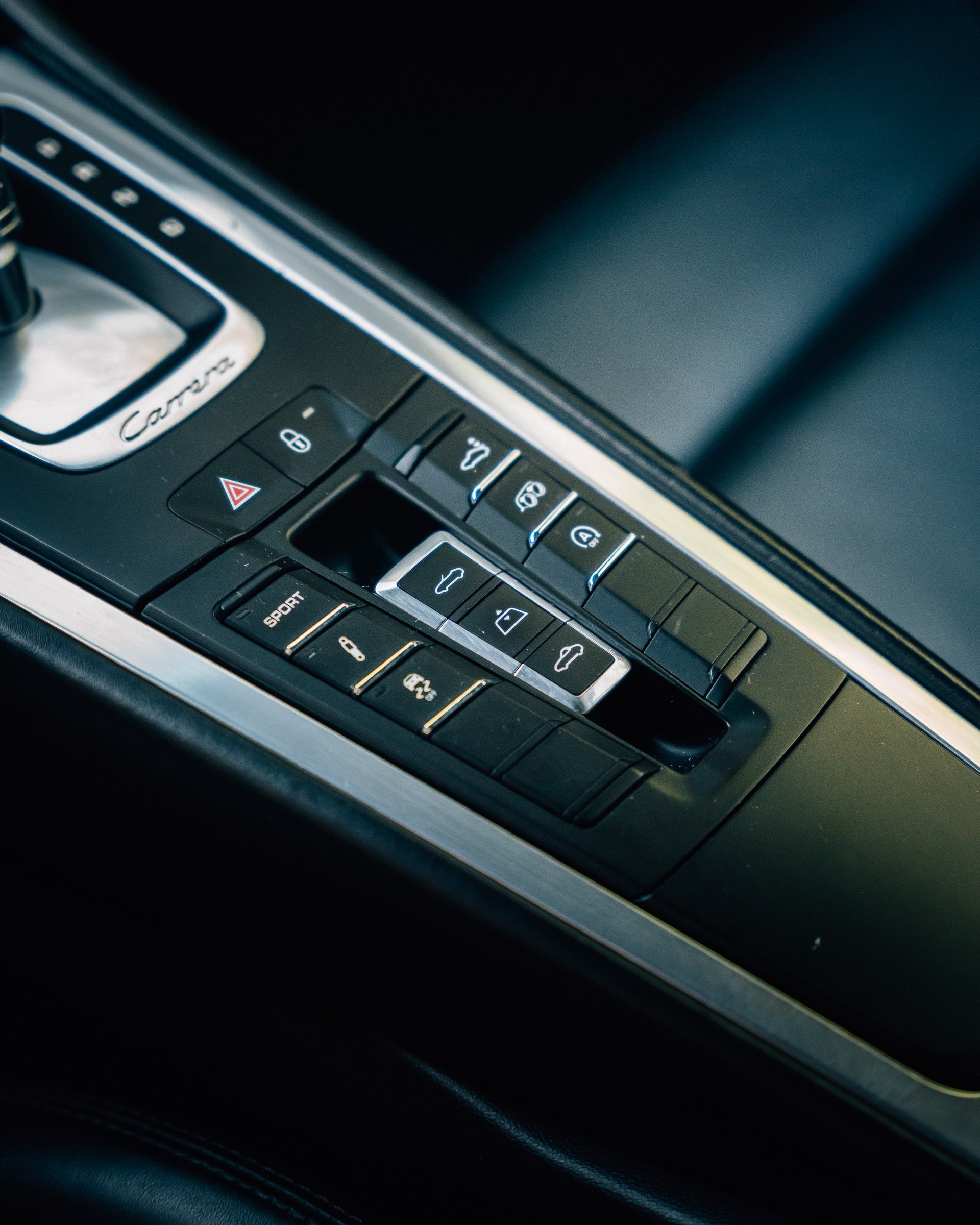 PORSCHE Carrera Cabriolet-image-13
