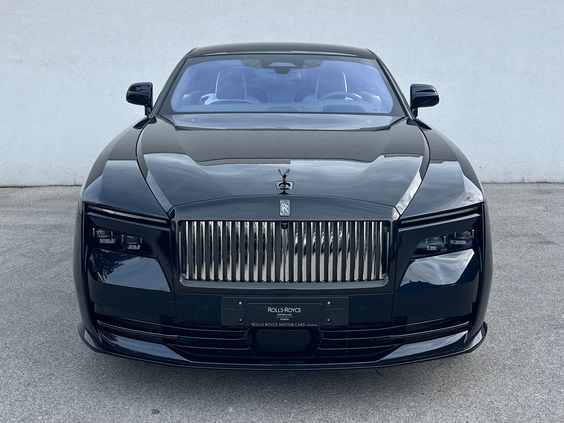 ROLLS-ROYCE Spectre Black Badge-image-6