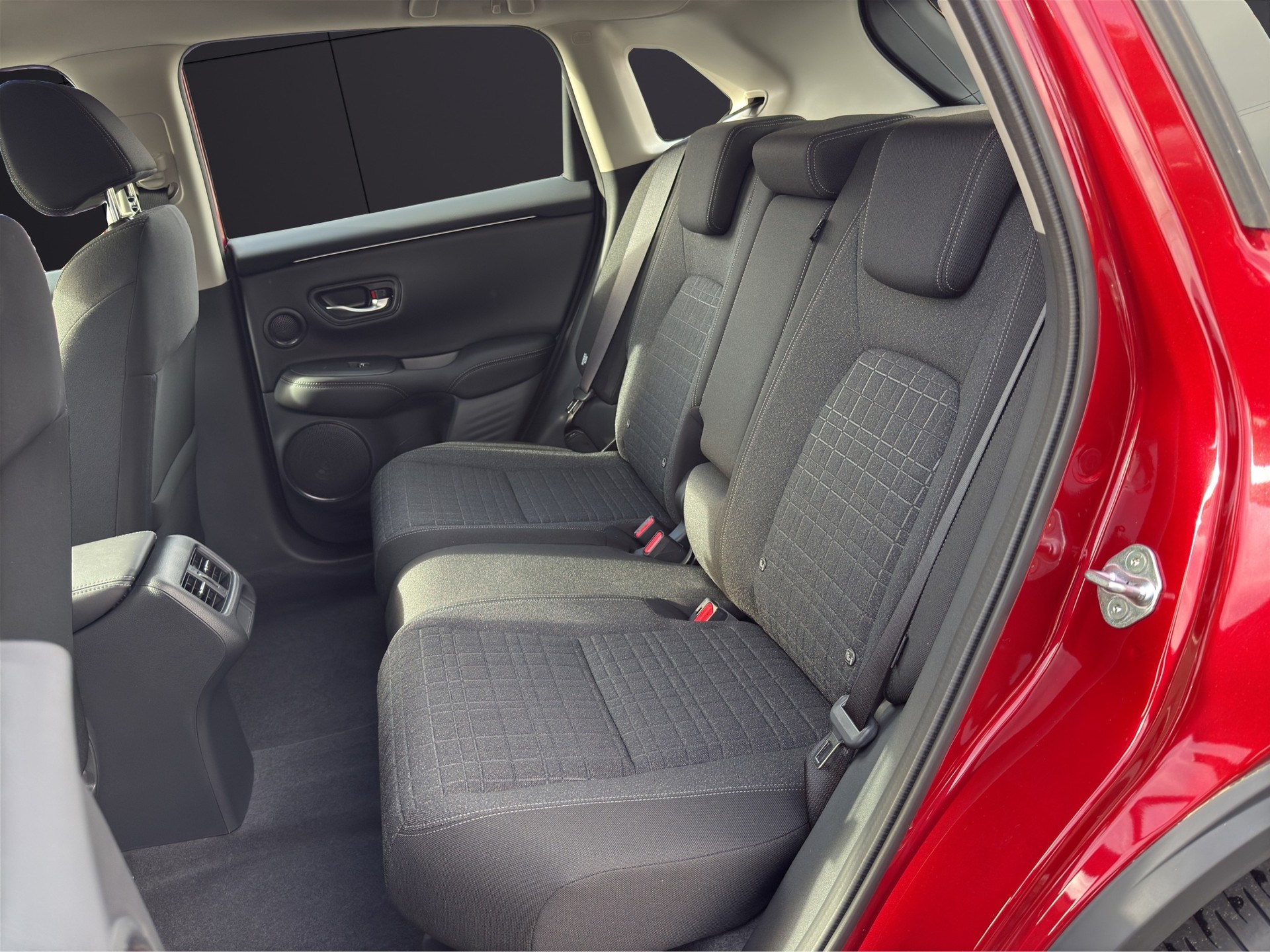 HONDA ZR-V 2.0i MMD Hybrid Elegance Automatic-image-15