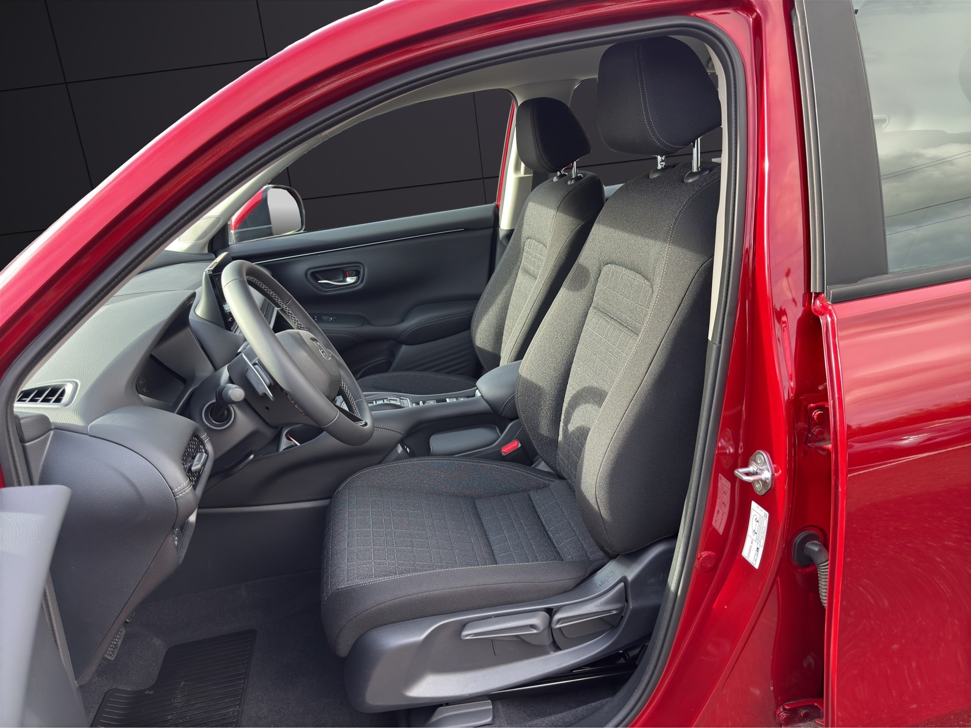 HONDA ZR-V 2.0i MMD Hybrid Elegance Automatic-image-14