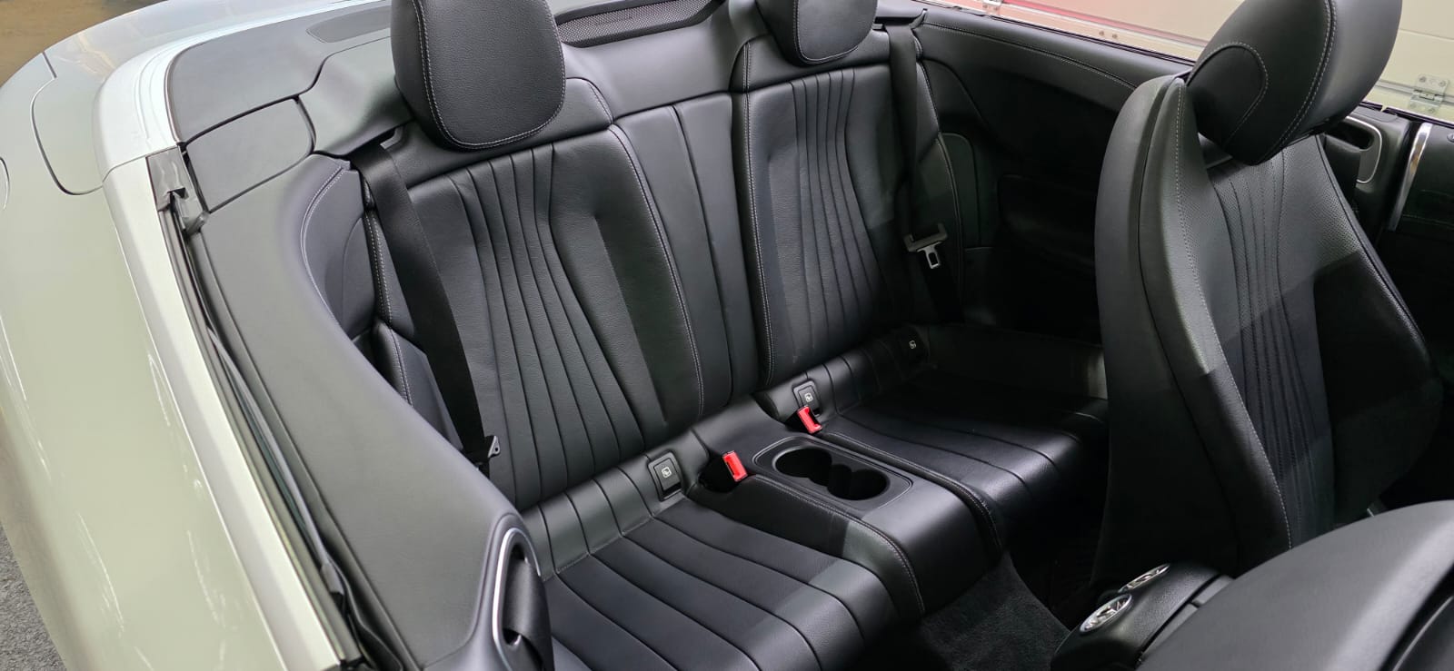MERCEDES-BENZ E 200 AMG Line Cabriolet 9G-Tronic-image-24