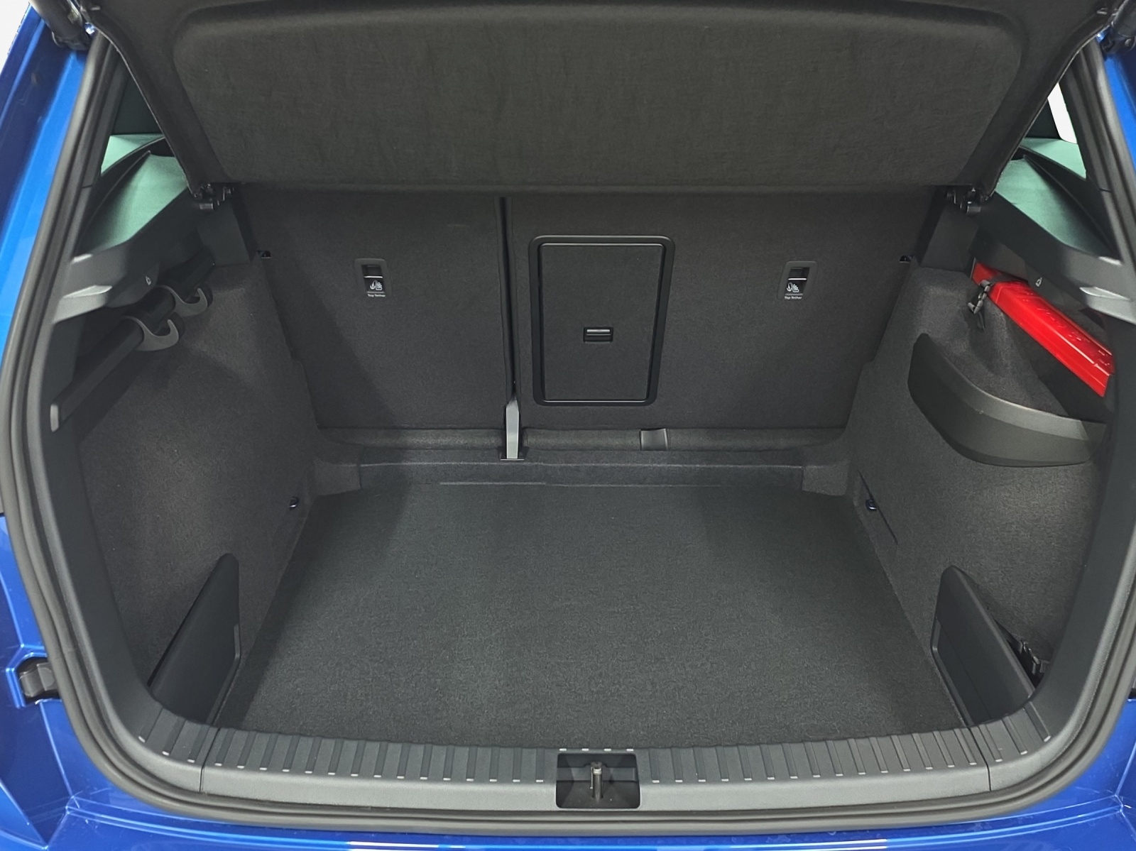SKODA Karoq 1.5 TSI SportLine DSG-image-12