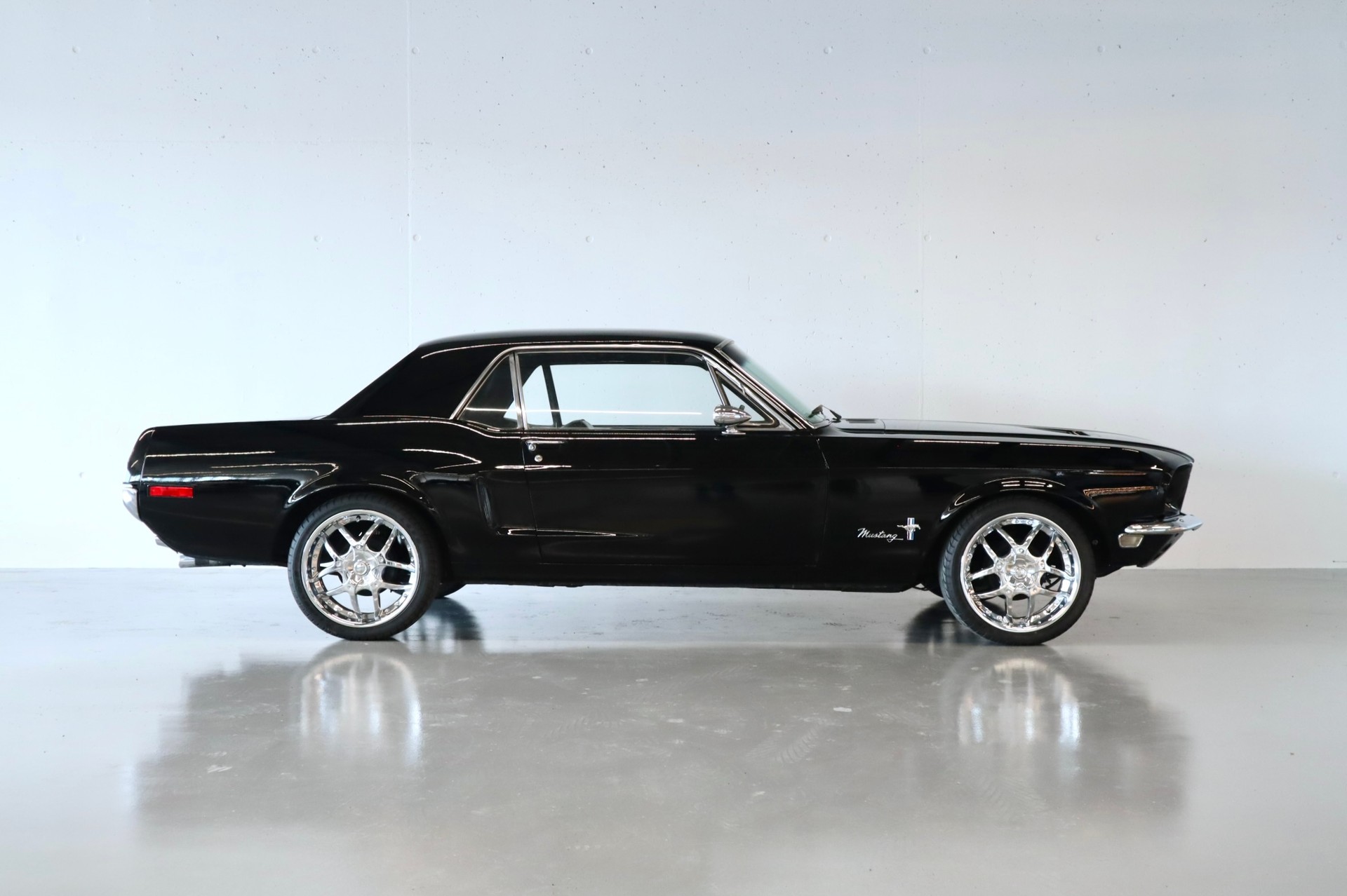 FORD Mustang | Jahr 1968 | V8 Motor-image-3