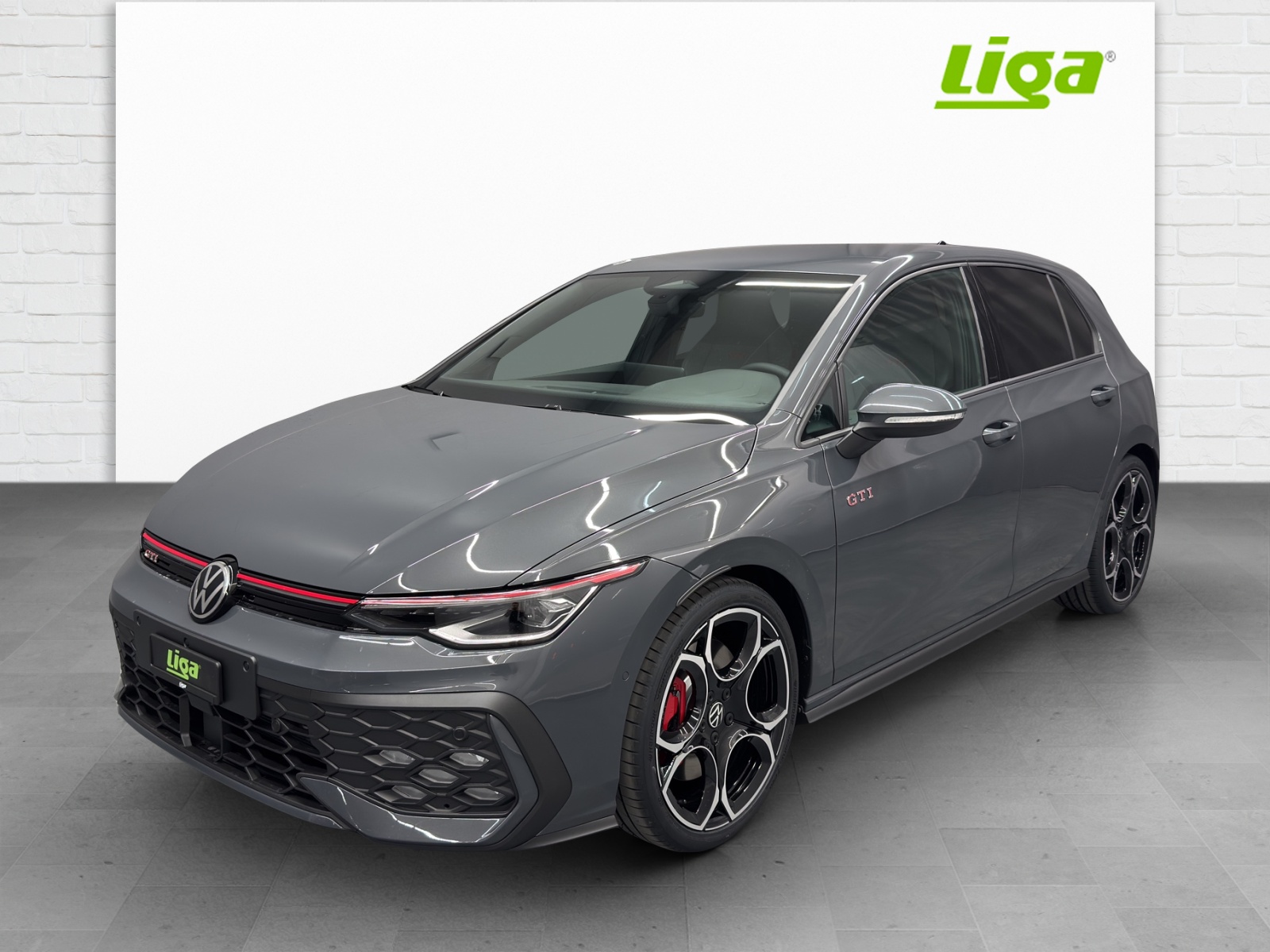 VW Golf VIII 2.0 TSI GTI DSG-image-1
