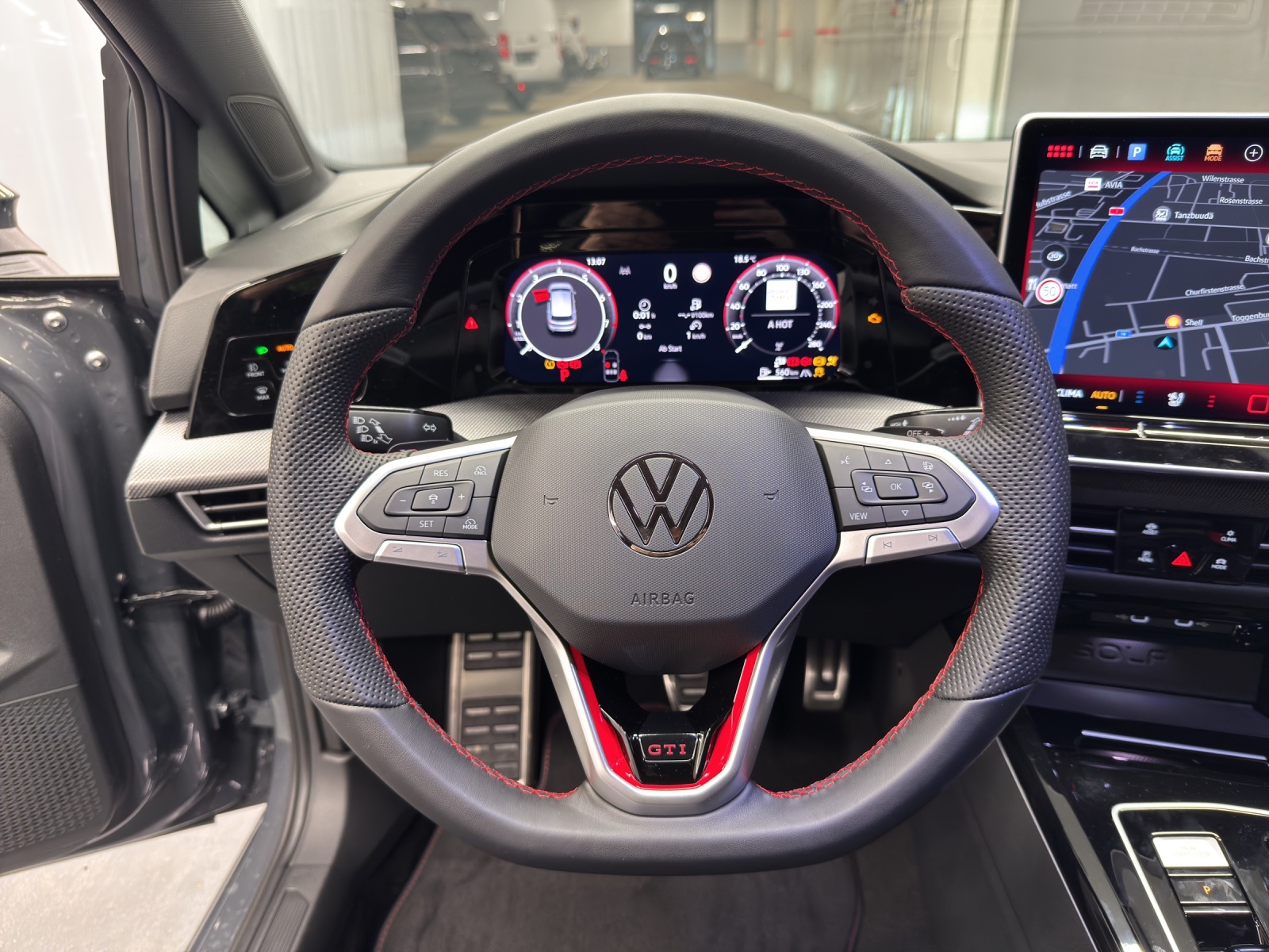 VW Golf VIII 2.0 TSI GTI DSG-image-15