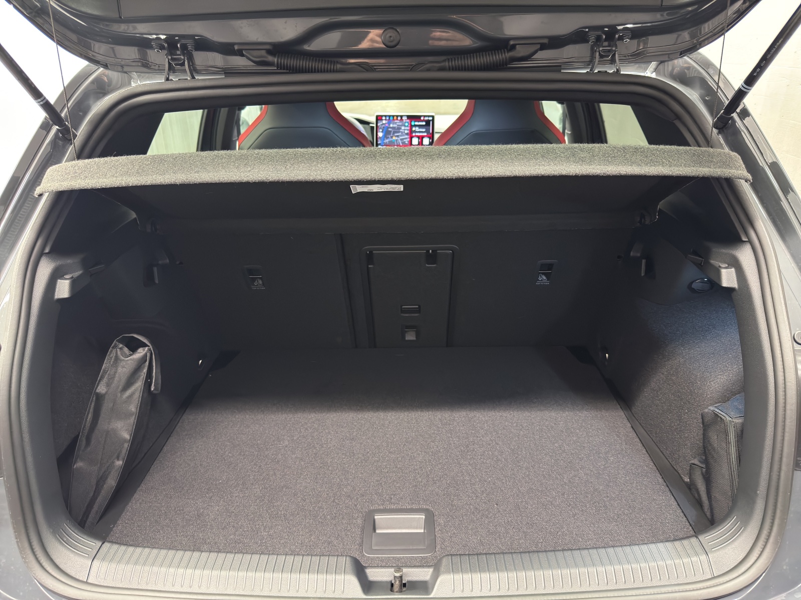 VW Golf VIII 2.0 TSI GTI DSG-image-10
