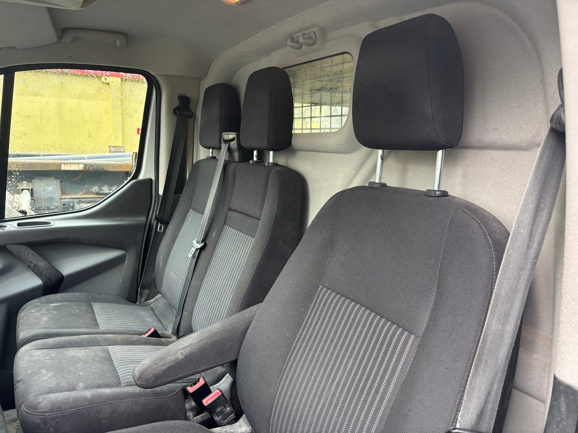 FORD Transit Custom Van 290 L1H1 Limited SelectShift A-image-12