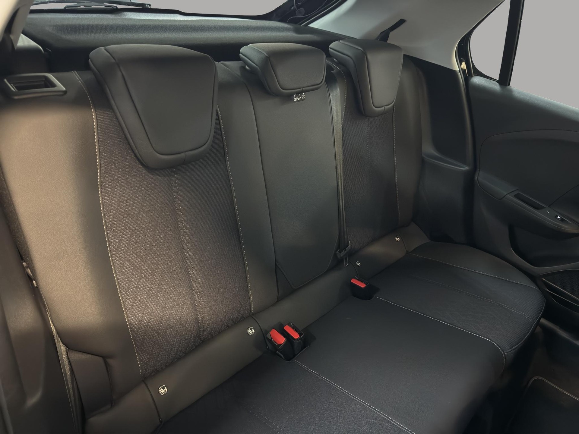 OPEL Corsa-e Elegance-image-11