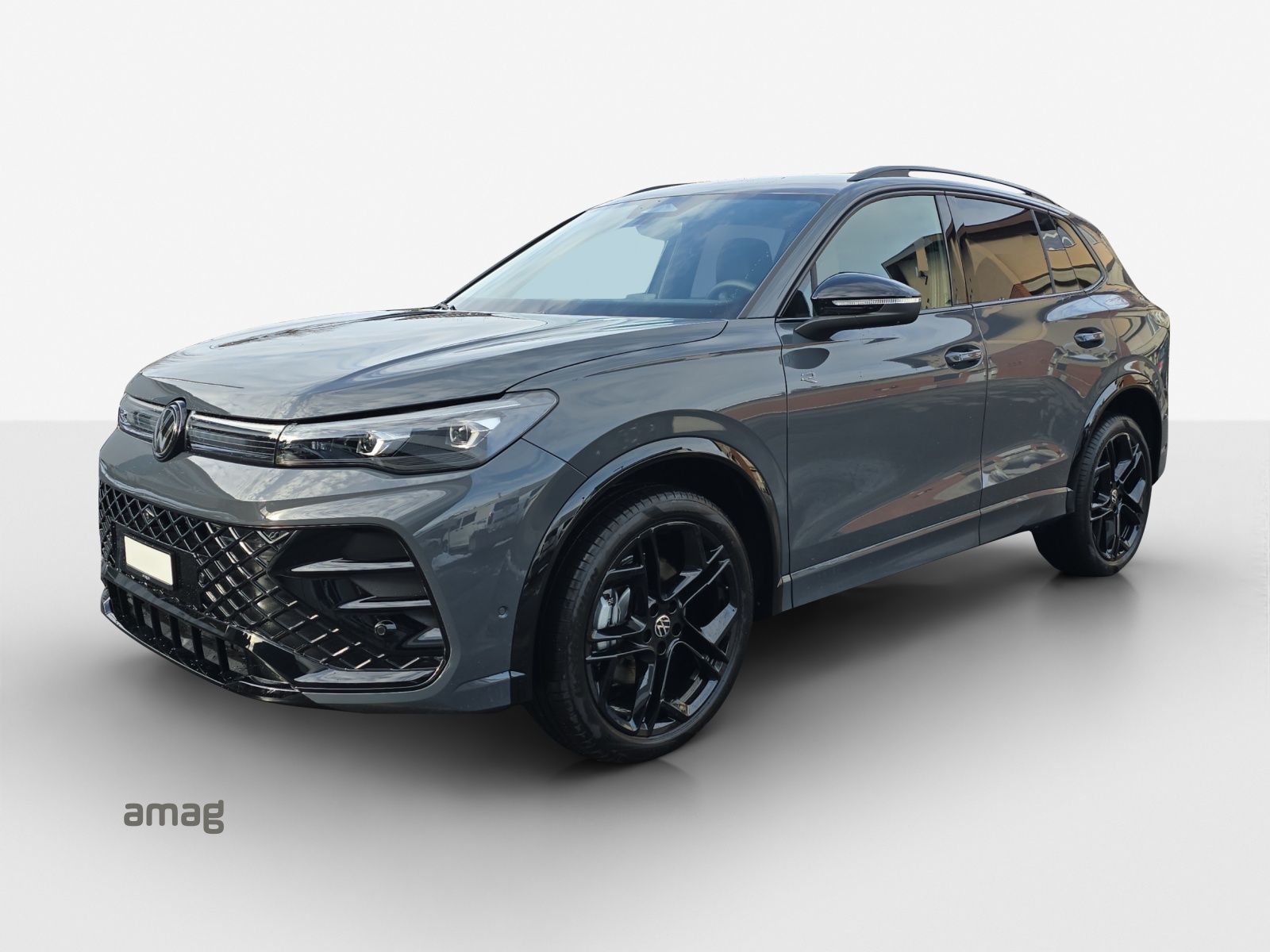 VW Tiguan 2.0 TSI DSG R-Line 4Motion-image-0