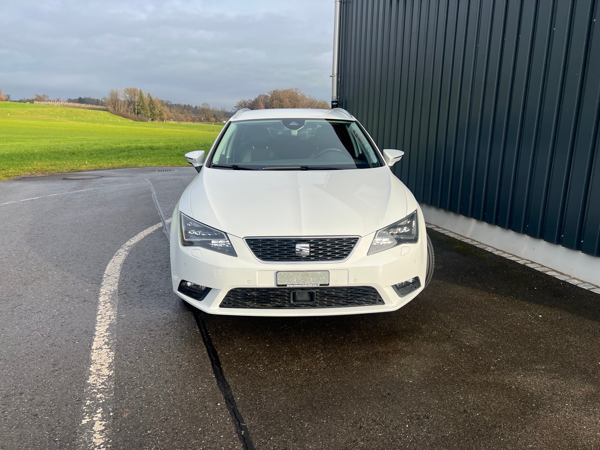SEAT Leon ST 2.0 TDI Style DSG-image-2