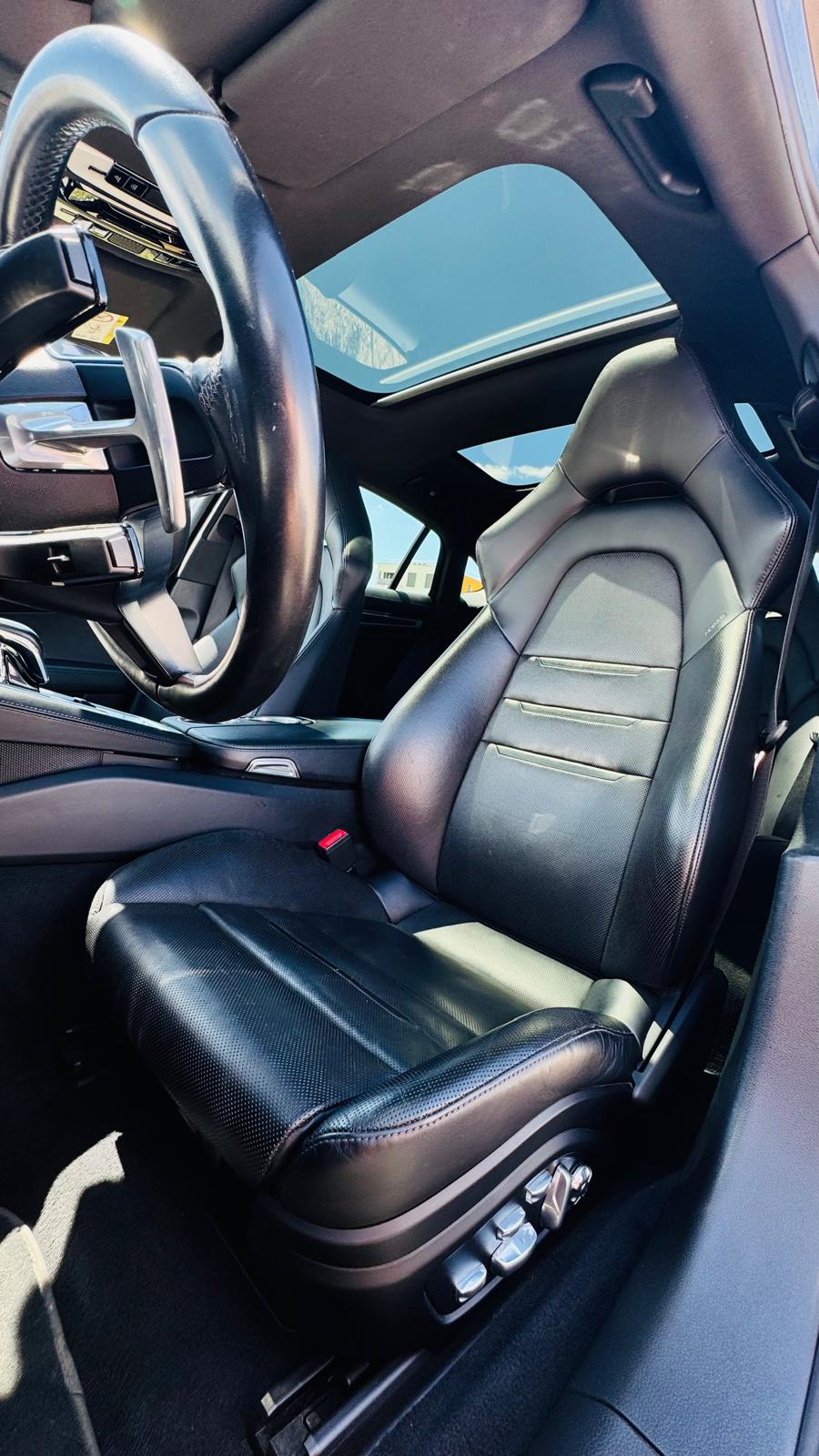 PORSCHE Panamera 4 E-Hybrid PDK-image-4