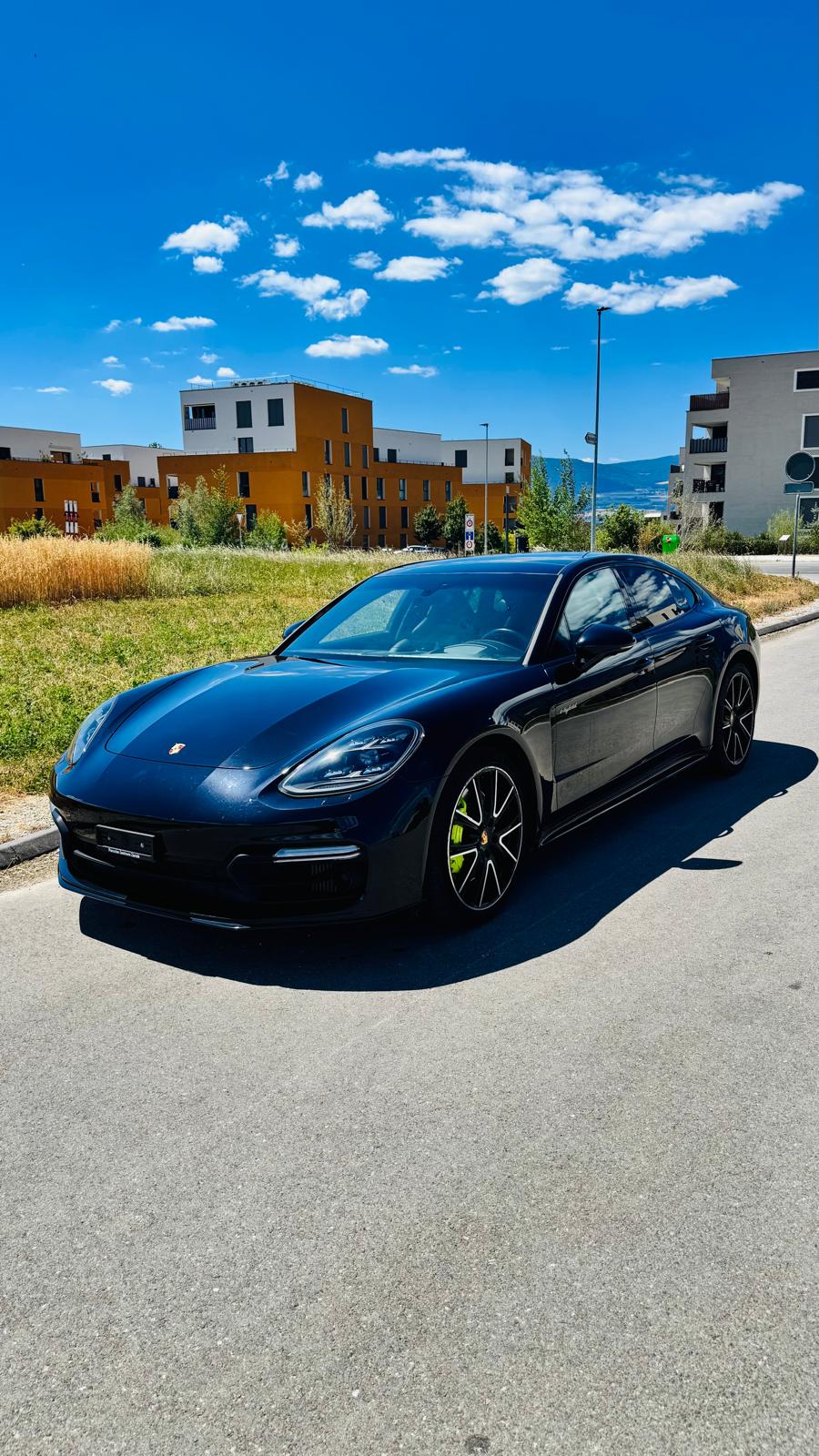 PORSCHE Panamera 4 E-Hybrid PDK-image-1