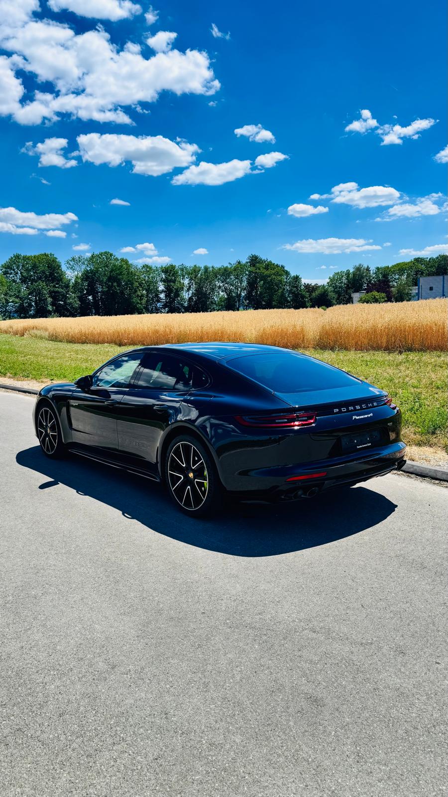 PORSCHE Panamera 4 E-Hybrid PDK-image-2