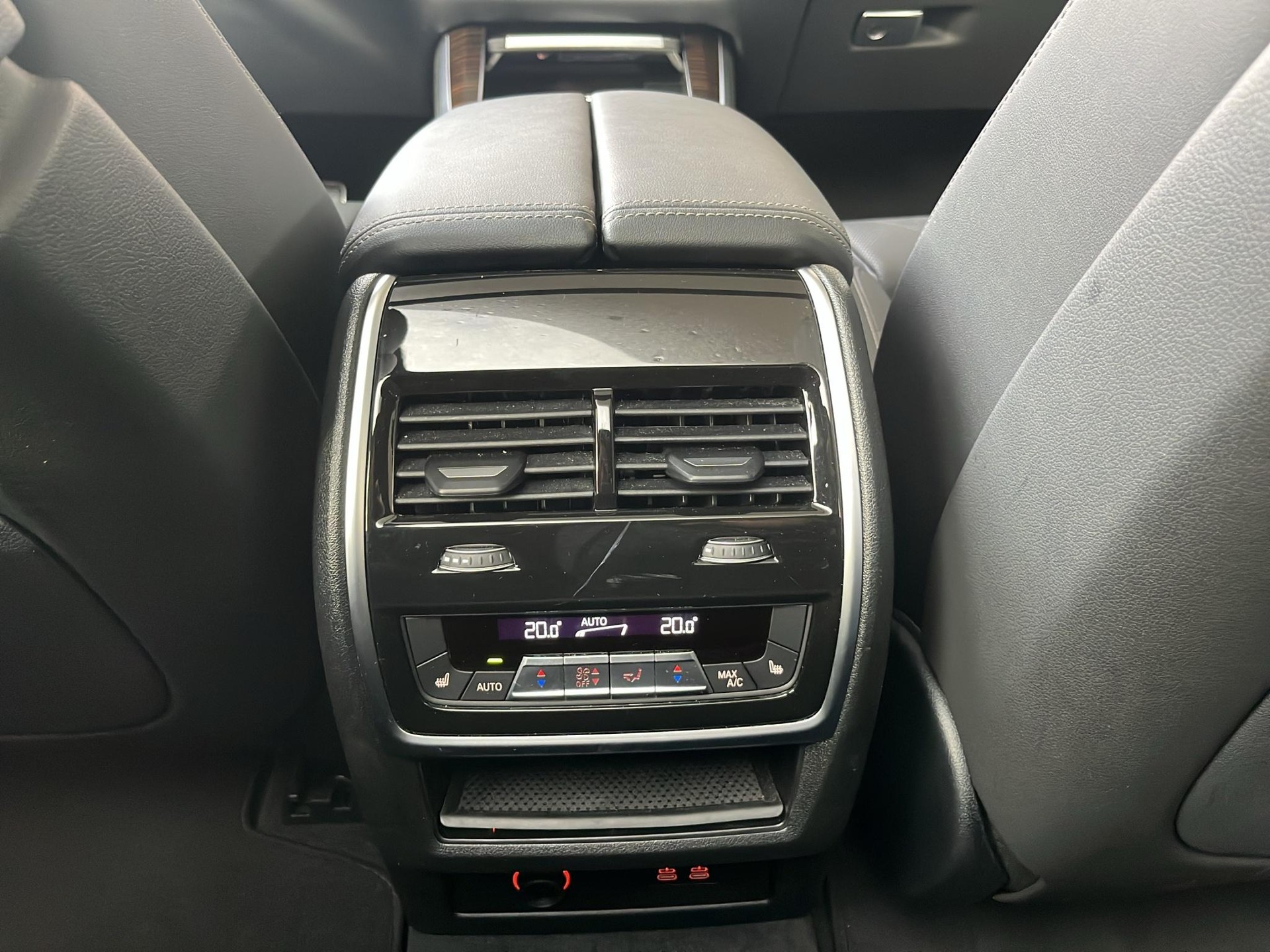 BMW X5 xDrive 50e-image-24