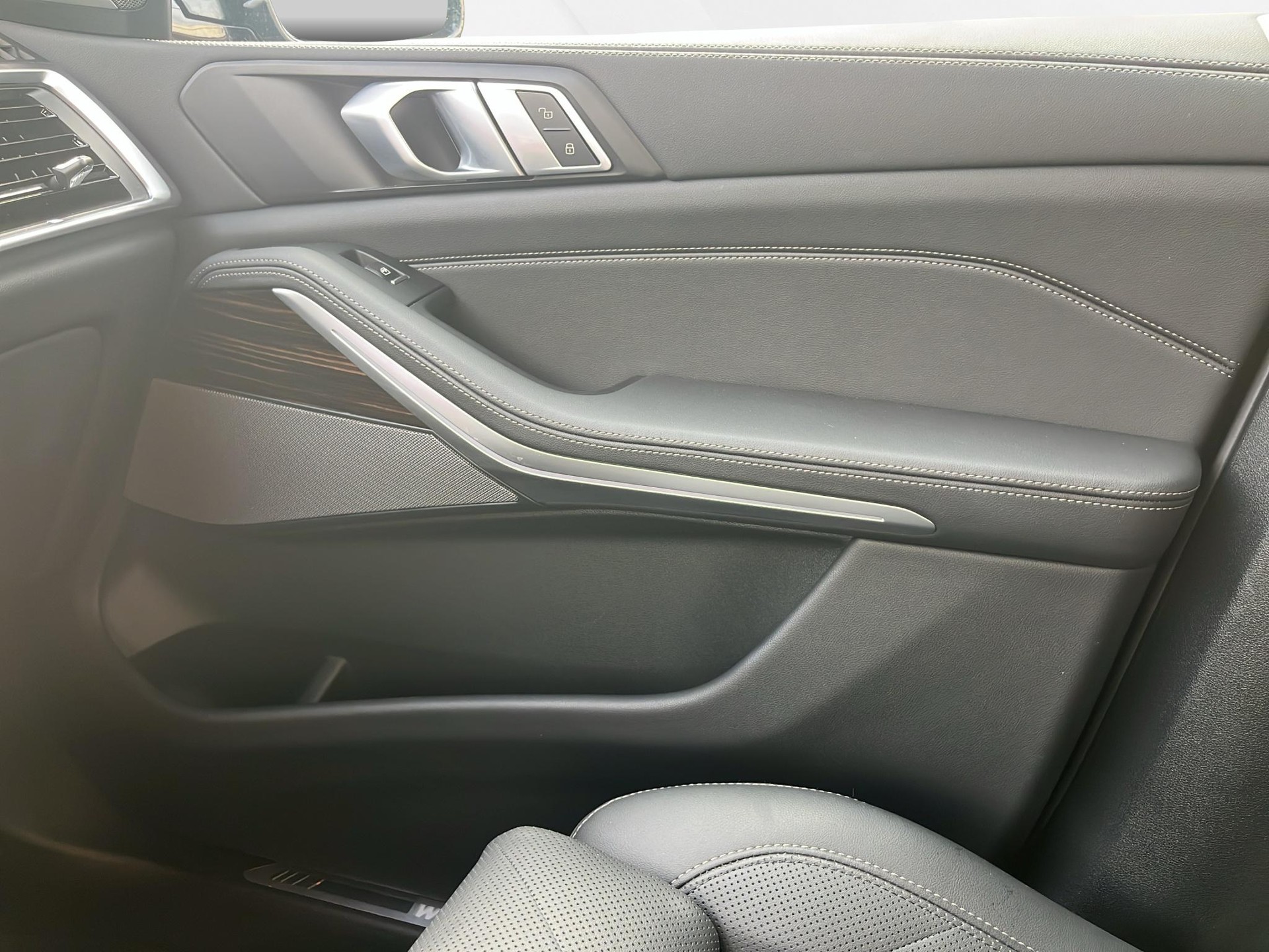 BMW X5 xDrive 50e-image-21