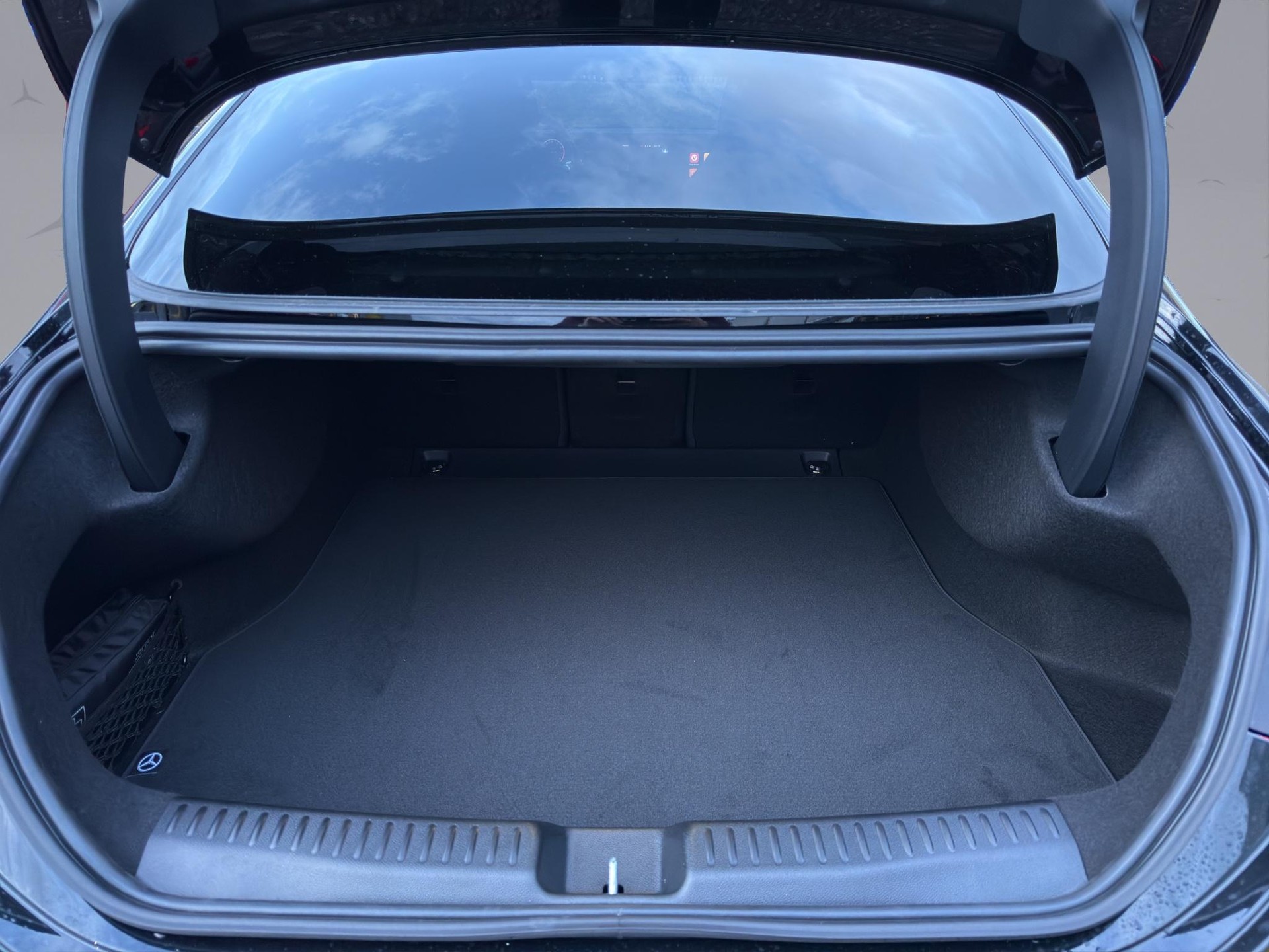 MERCEDES-BENZ CLA 220 AMG Line 4matic-image-18