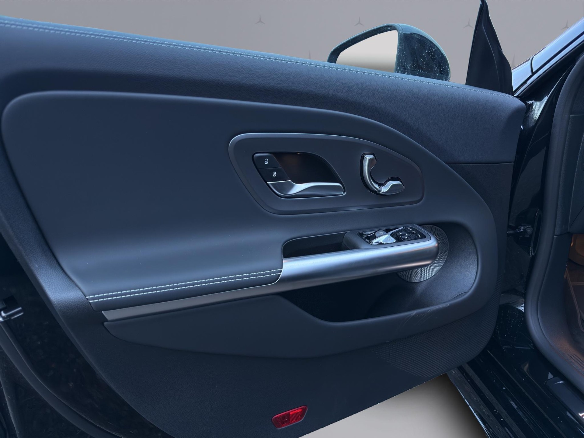 MERCEDES-BENZ CLA 220 AMG Line 4matic-image-21