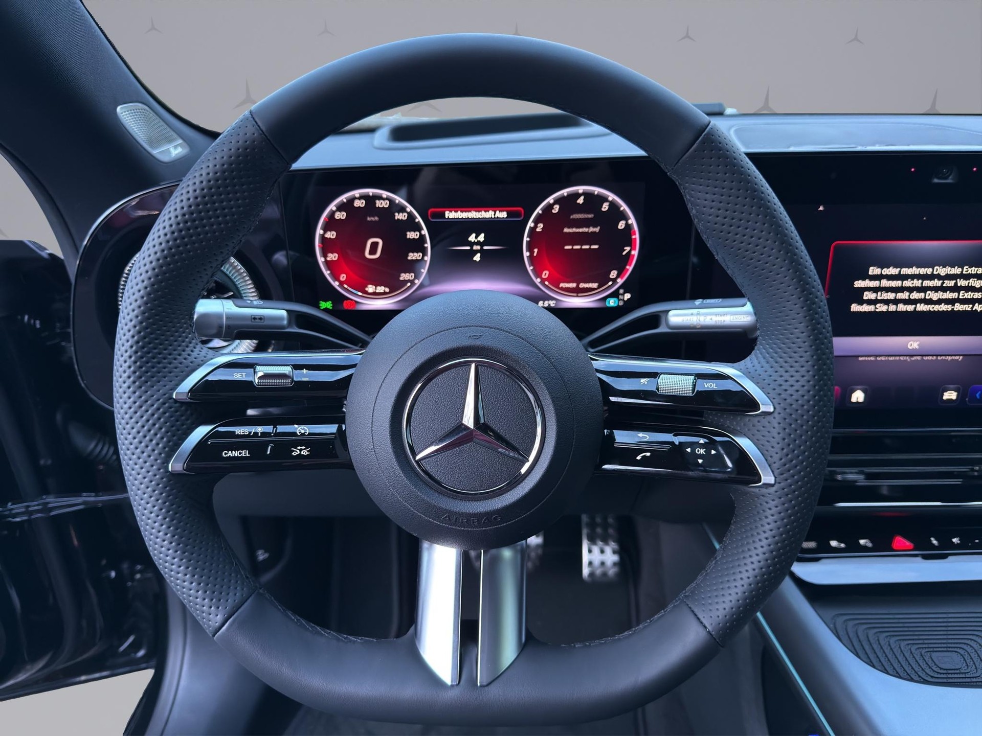 MERCEDES-BENZ CLA 220 AMG Line 4matic-image-10