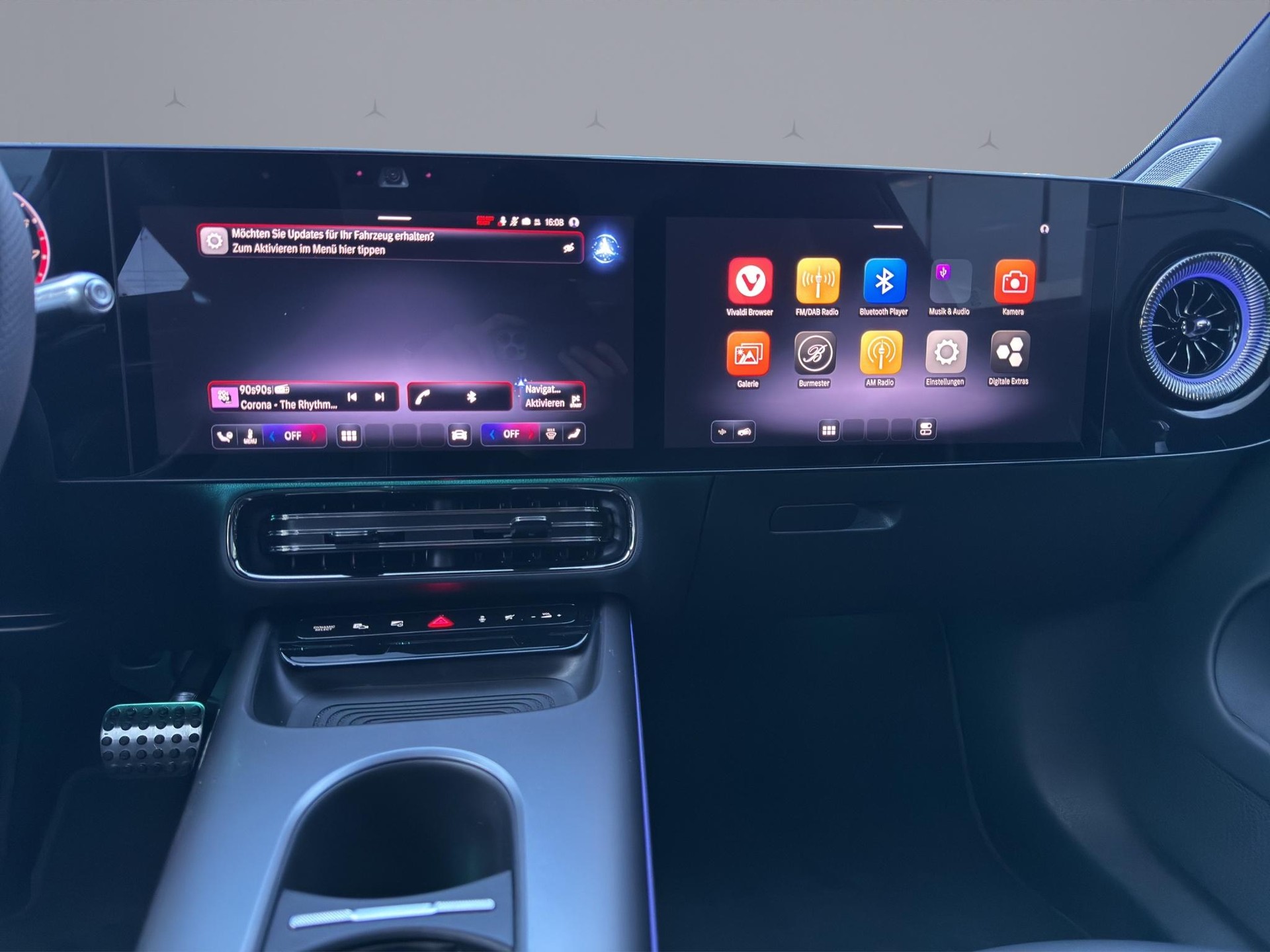 MERCEDES-BENZ CLA 220 AMG Line 4matic-image-14