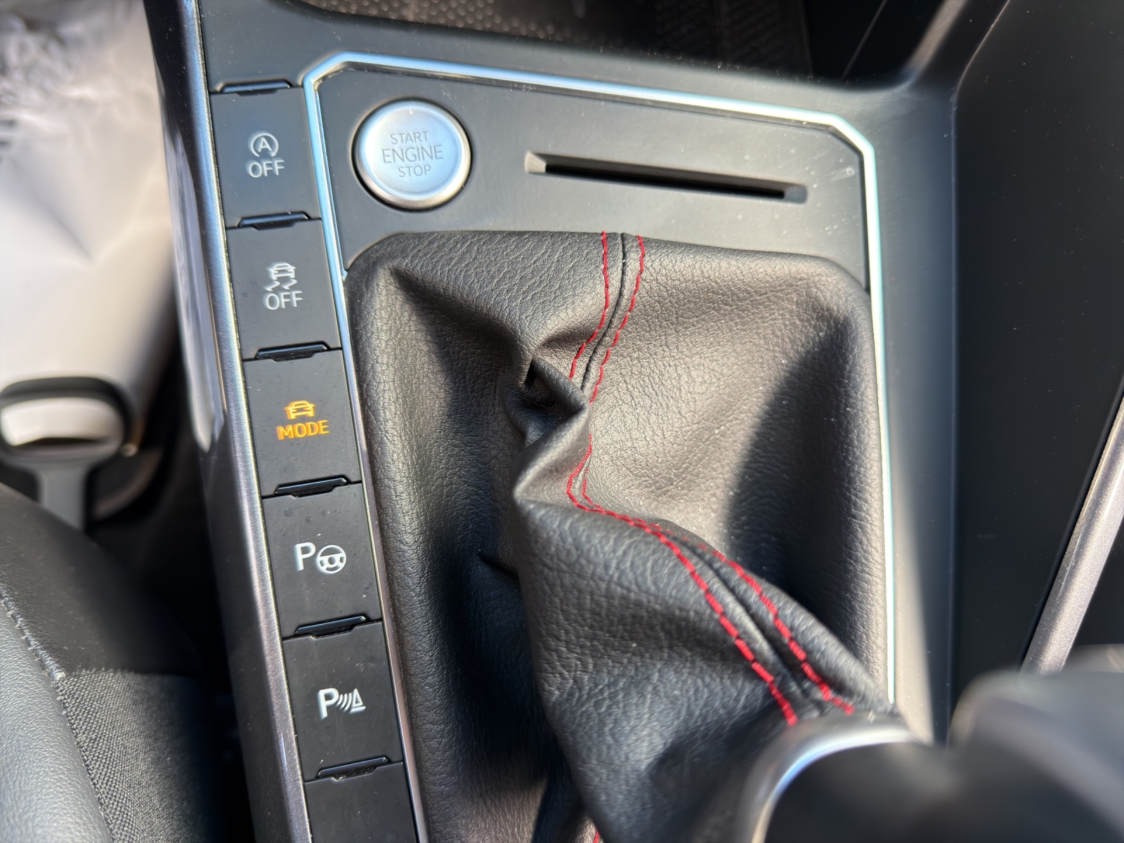 VW Polo 2.0 TSI GTI DSG-image-21