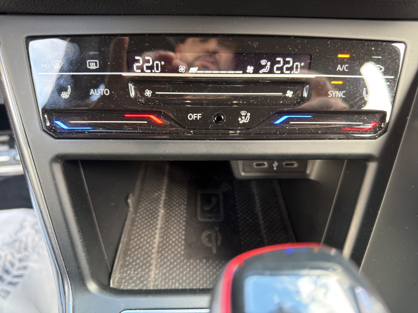 VW Polo 2.0 TSI GTI DSG-image-15