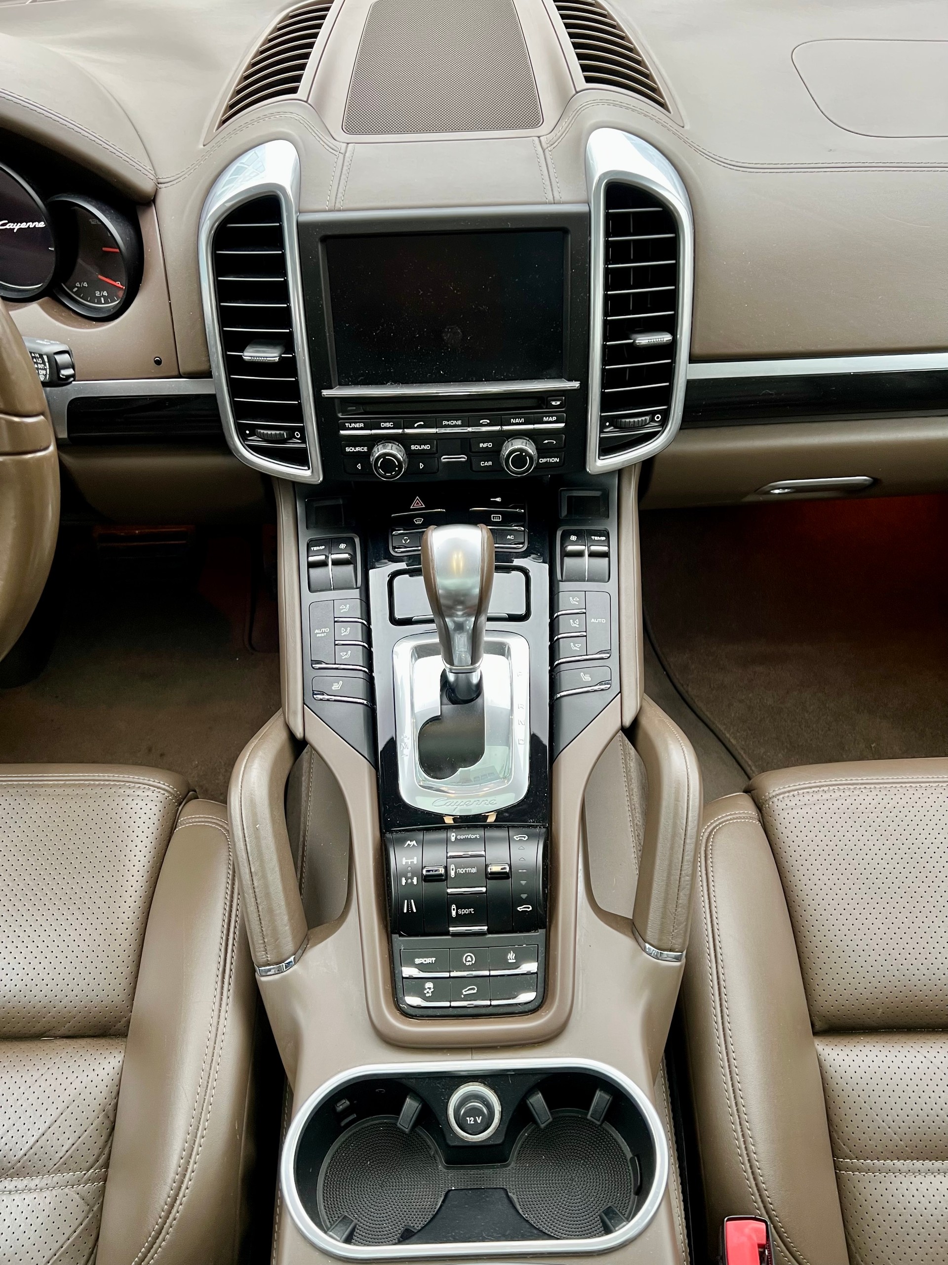PORSCHE Cayenne Diesel-image-17
