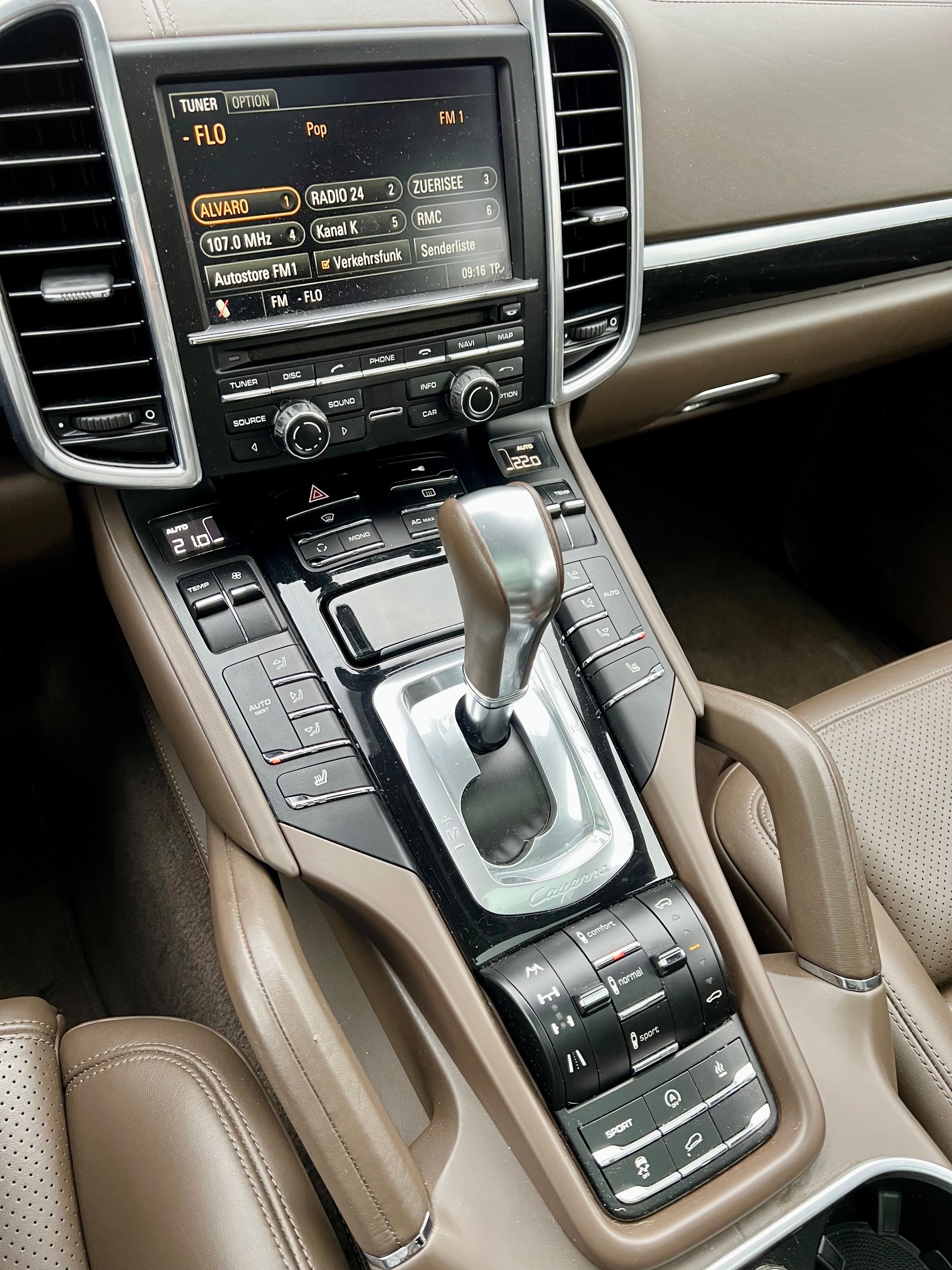 PORSCHE Cayenne Diesel-image-18