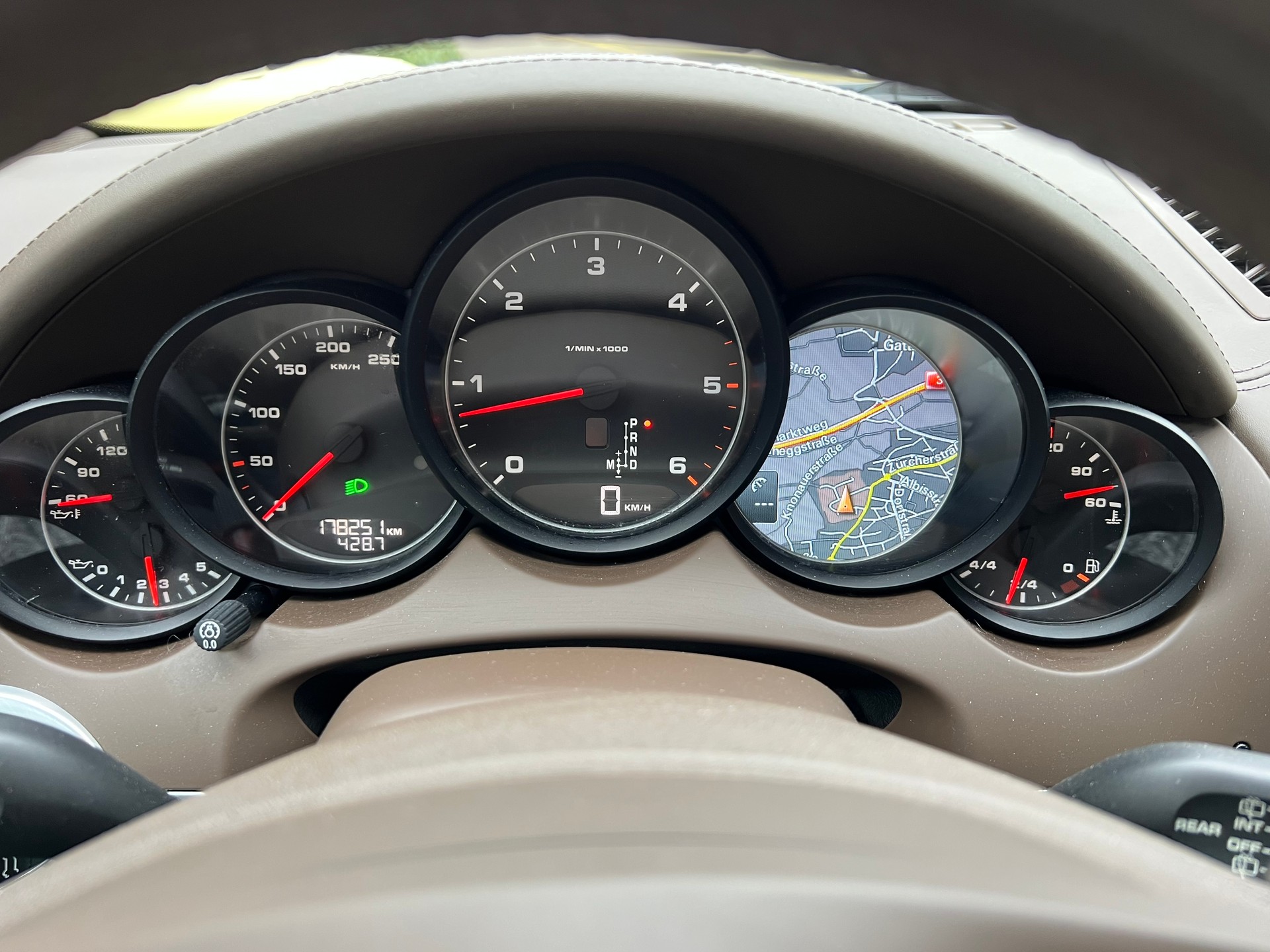 PORSCHE Cayenne Diesel-image-20