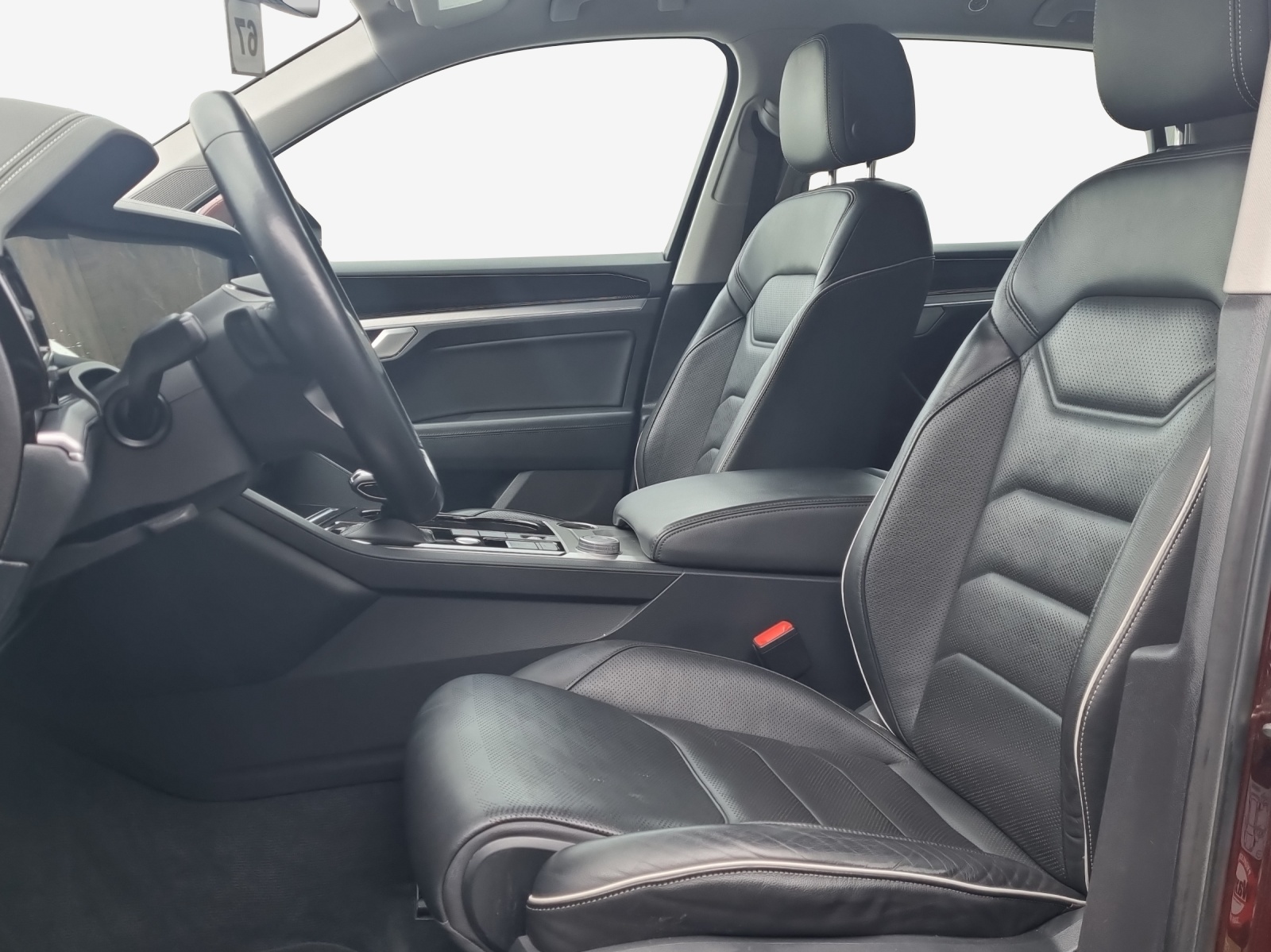 VW Touareg 3.0 TSI Elegance Tiptronic-image-7