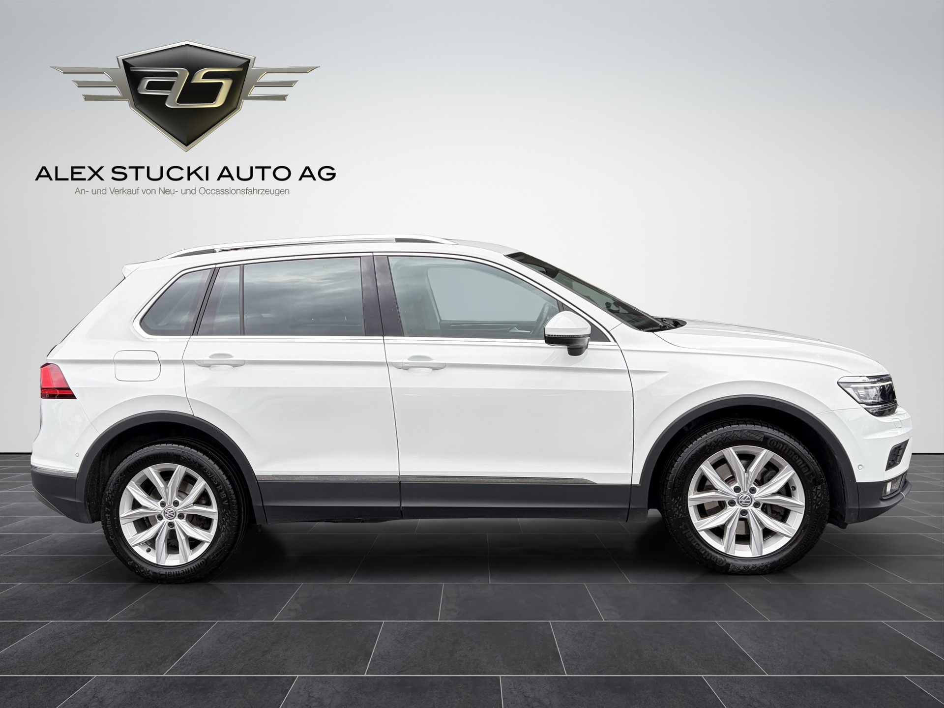 VW Tiguan 2.0TSI Highline 4Motion DSG-image-4