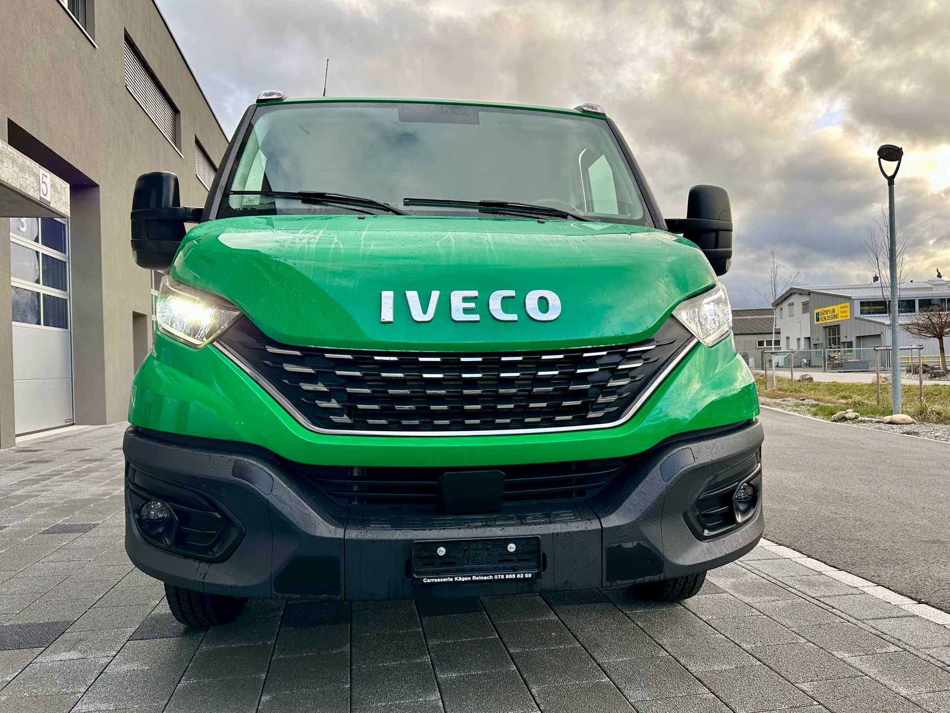 IVECO 35 C 21 A8-image-1