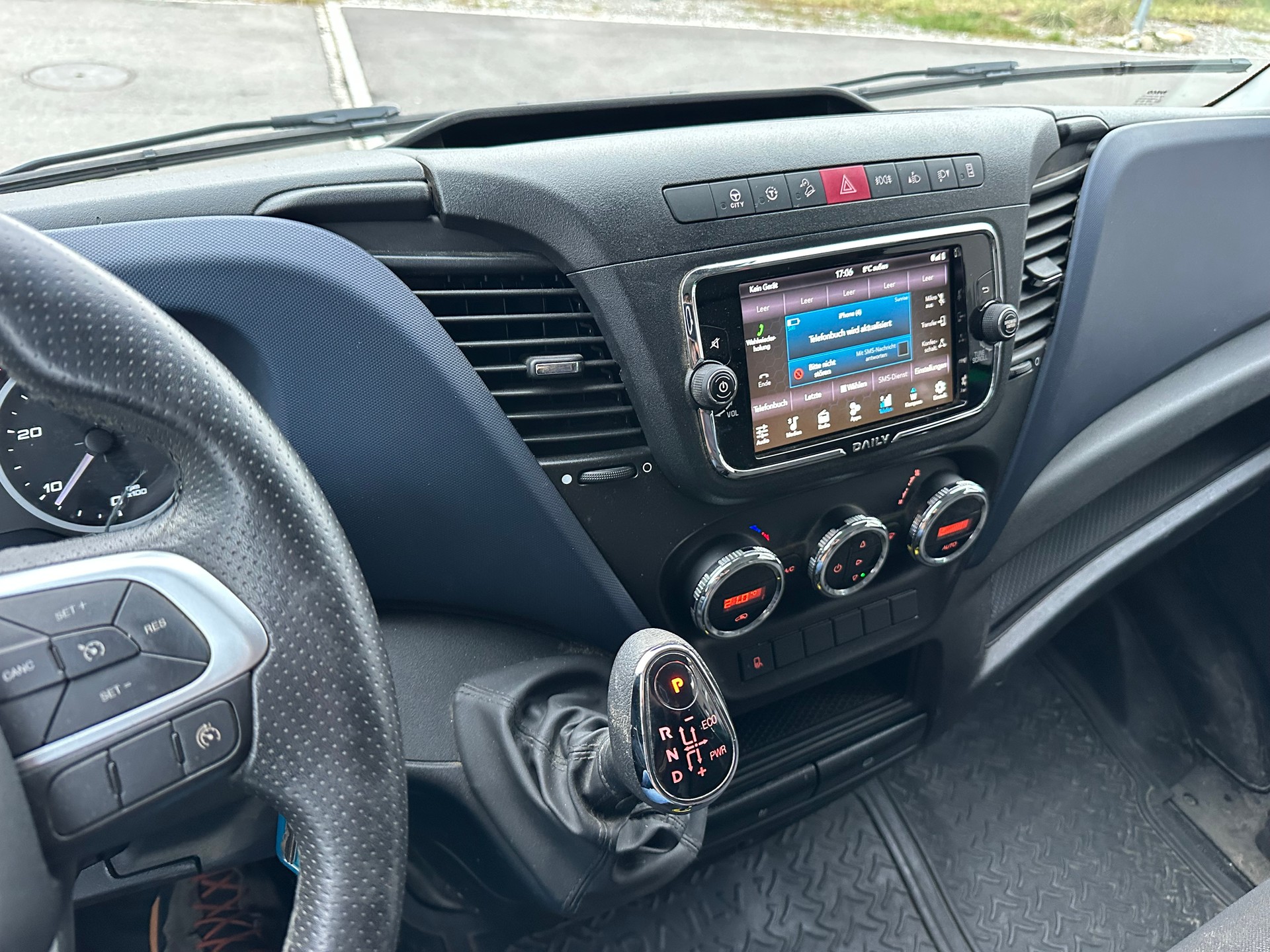 IVECO 35 C 21 A8-image-9