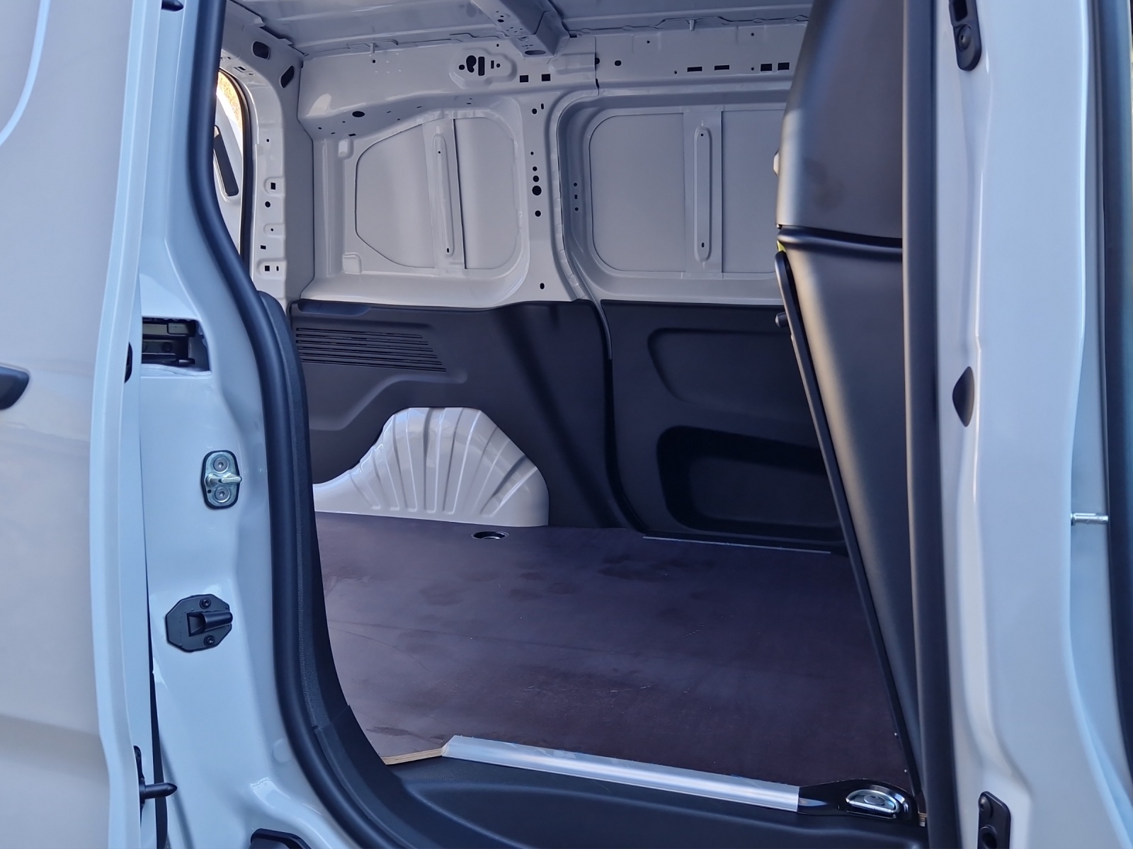 CITROEN Berlingo Van M 1.5 Blue HDi 100 s/s First / Extenso Kabine, Pack City / CH-Herstellergarantie / Leasing 2.99% 36 Mte.-image-11