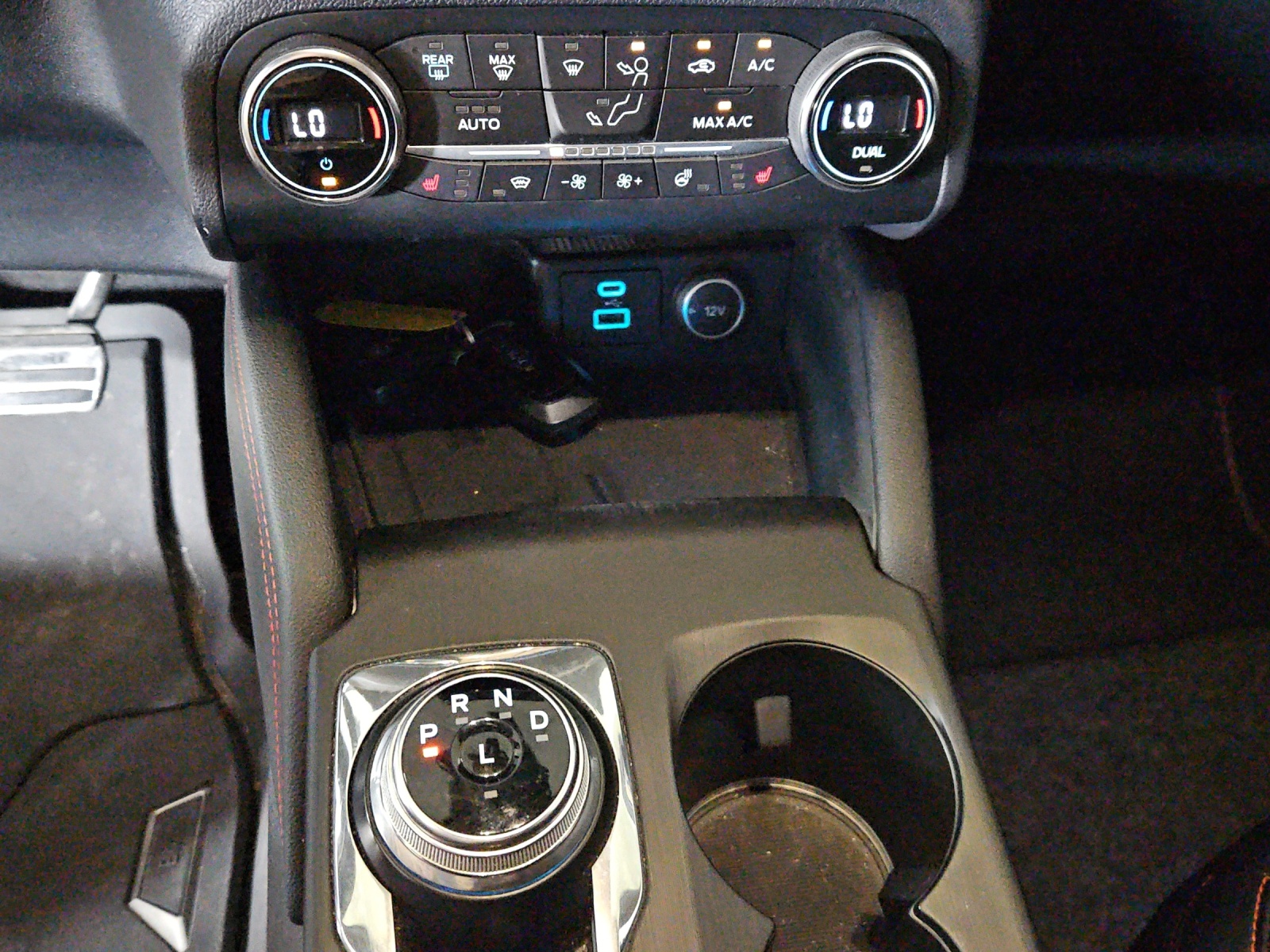 FORD Kuga 2.5 PHEV ST-Line X 2WD-image-21