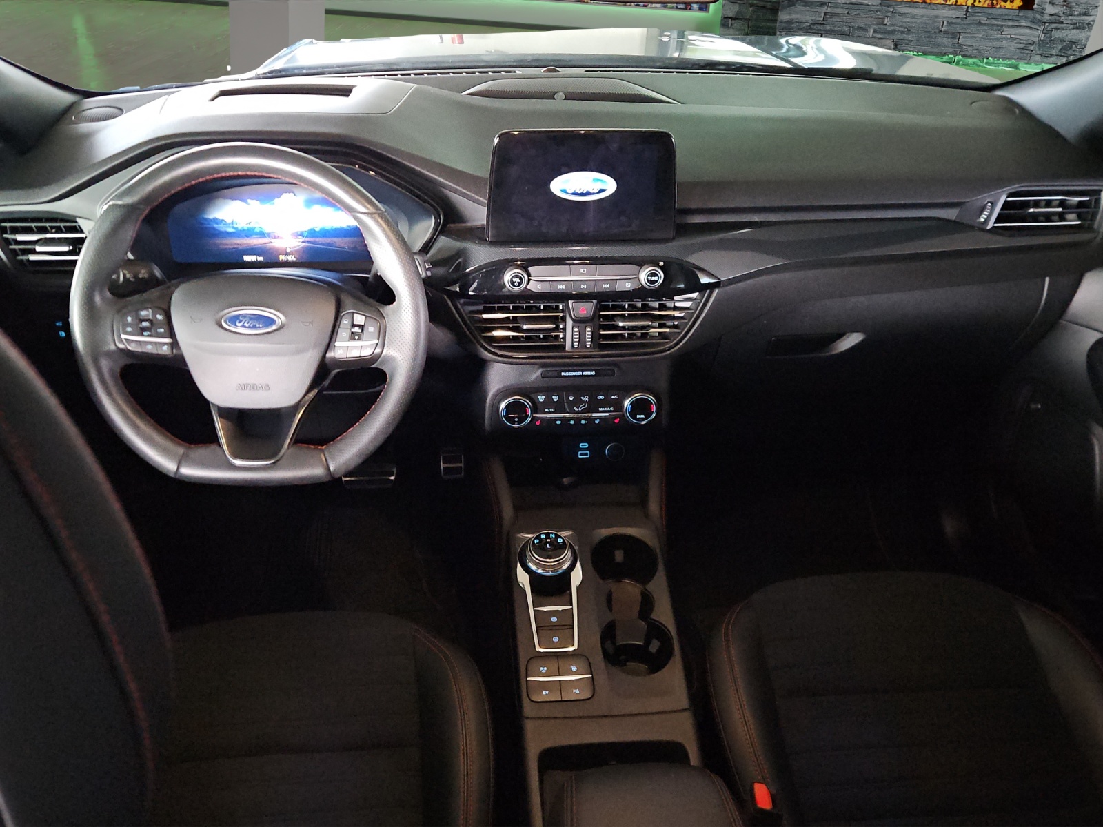 FORD Kuga 2.5 PHEV ST-Line X 2WD-image-7