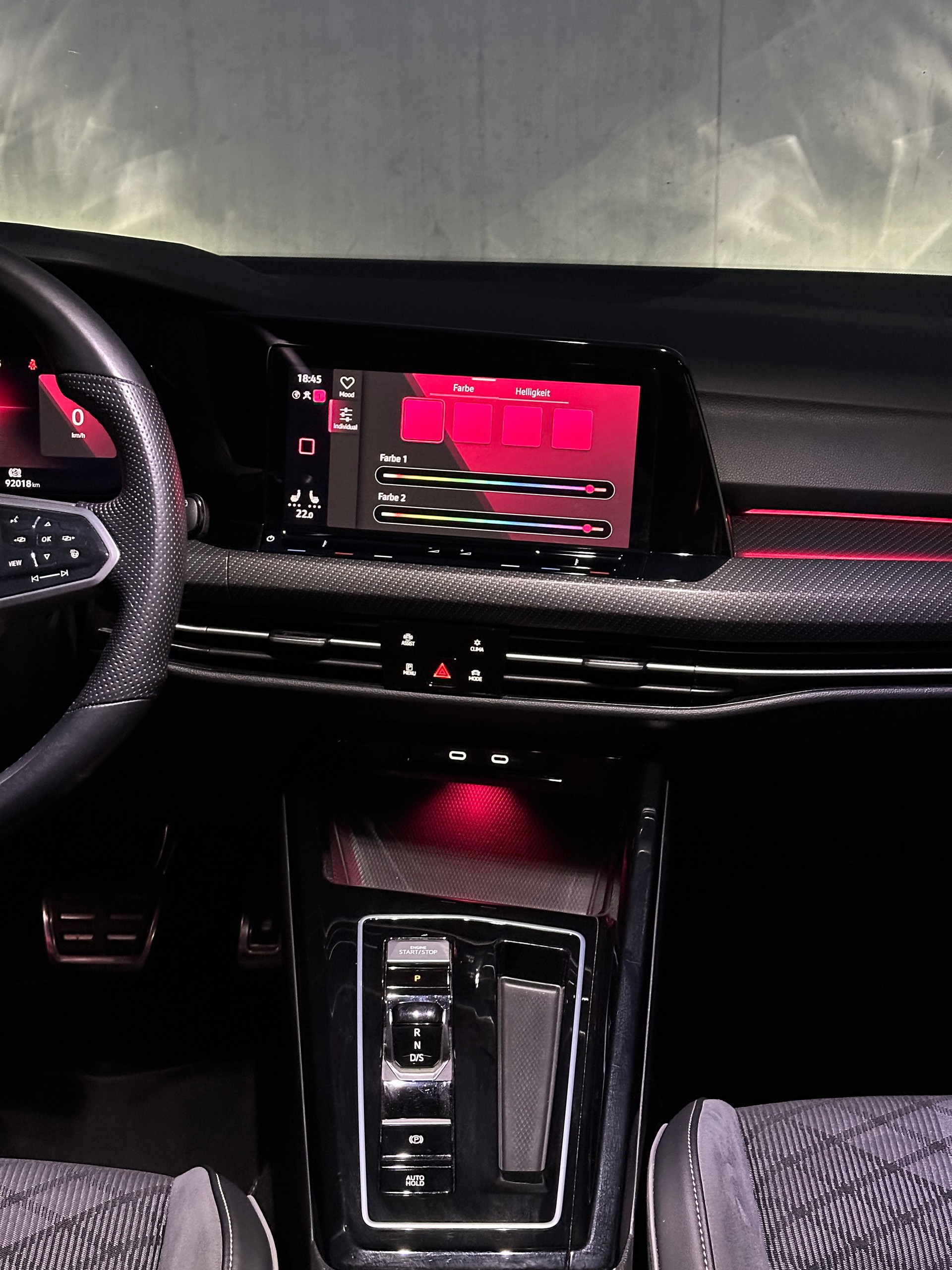 VW Golf 1.5 eTSI mHEV ACT R-Line DSG-image-10