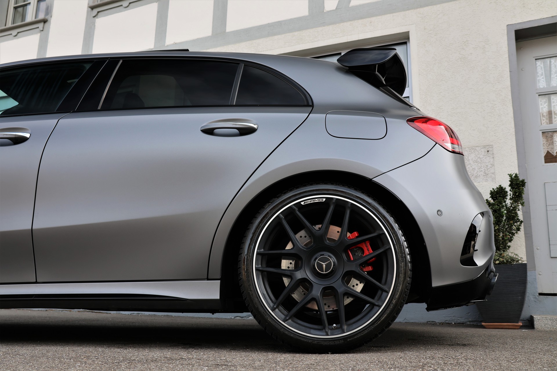 MERCEDES-BENZ A 45 S AMG 4Matic+ Speedshift (CH)-image-7