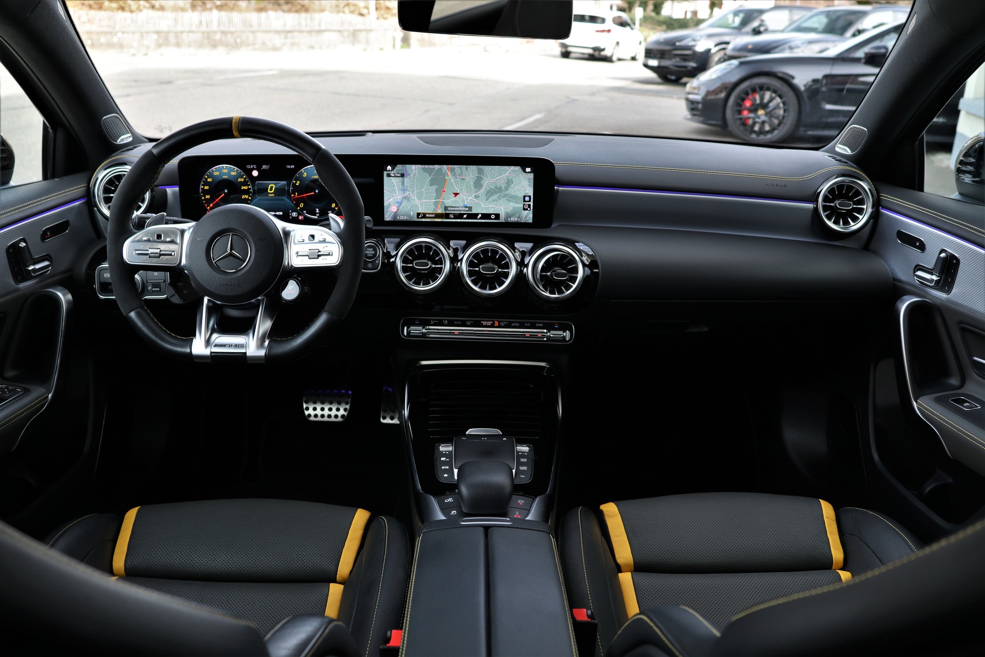 MERCEDES-BENZ A 45 S AMG 4Matic+ Speedshift (CH)-image-16
