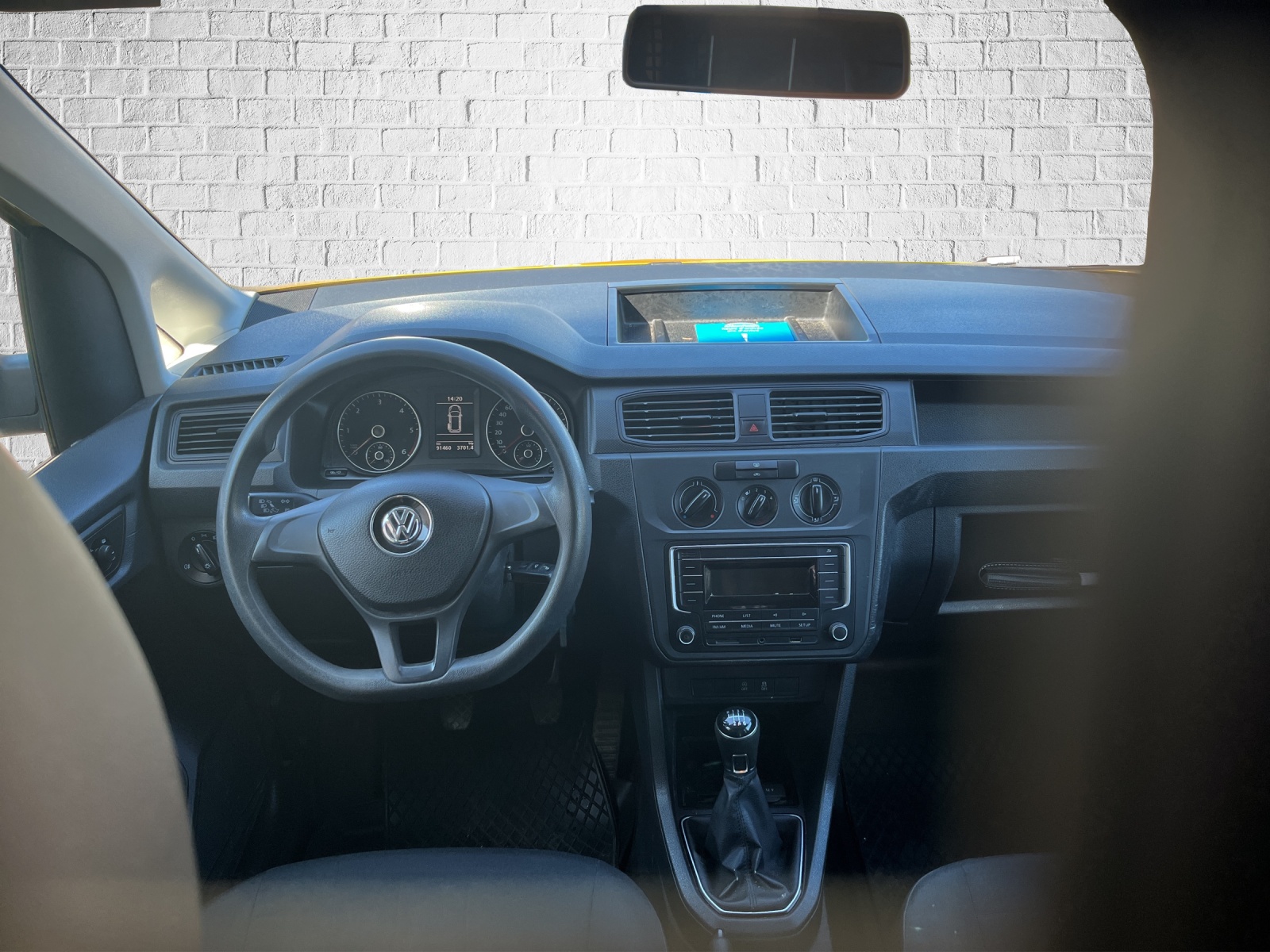 VW Caddy 2.0TDI BlueMotion Technology-image-13