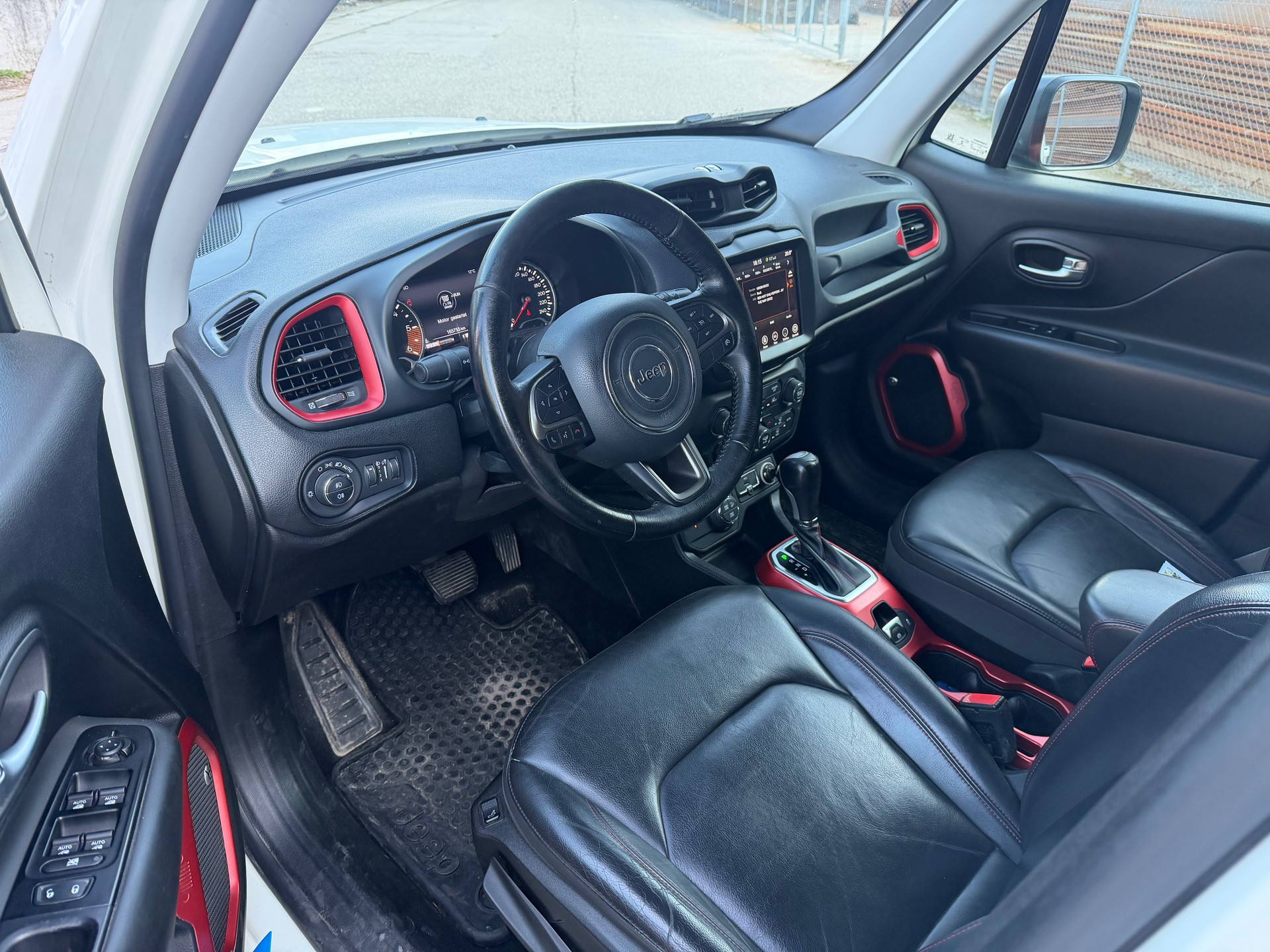 JEEP Renegade 2.0 MJ Trailhawk AWD + Low Range 9ATX-image-6