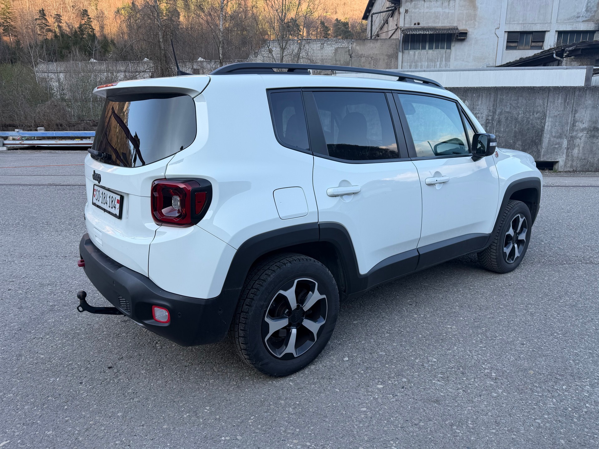 JEEP Renegade 2.0 MJ Trailhawk AWD + Low Range 9ATX-image-2