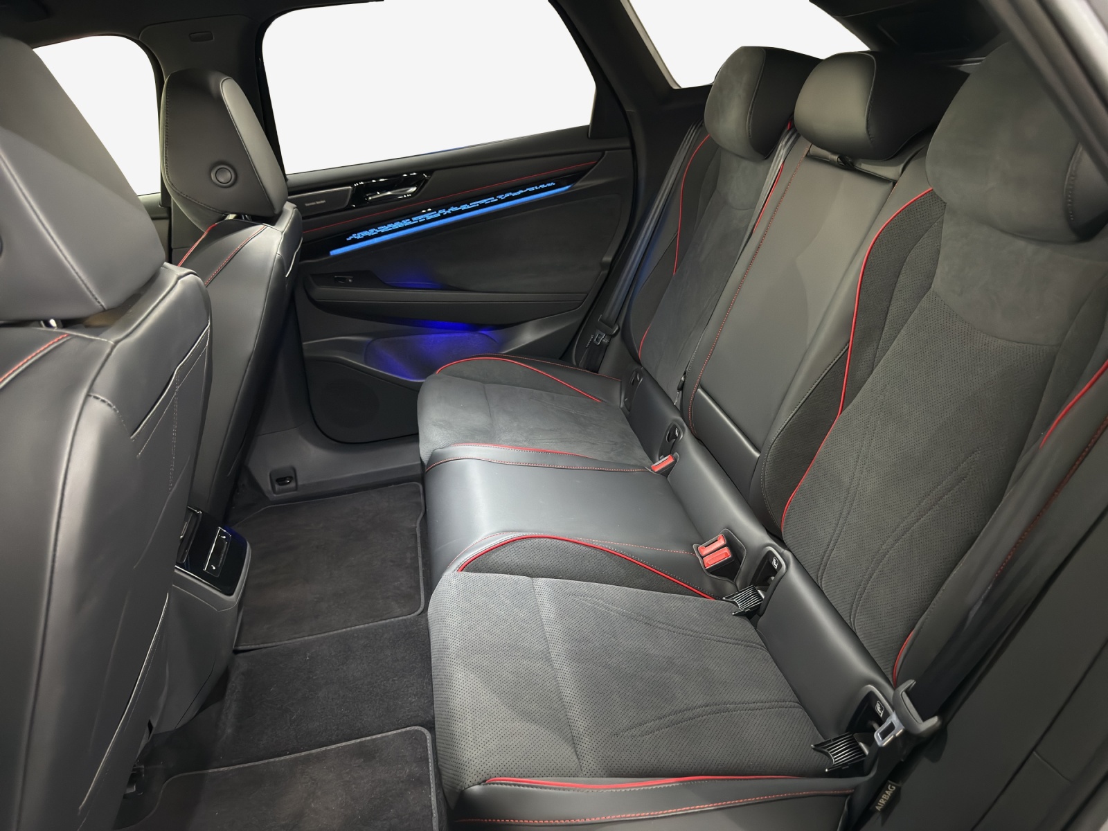 VW ID.7 Tourer GTX 86 kWh GTX United 4 Motion-image-11