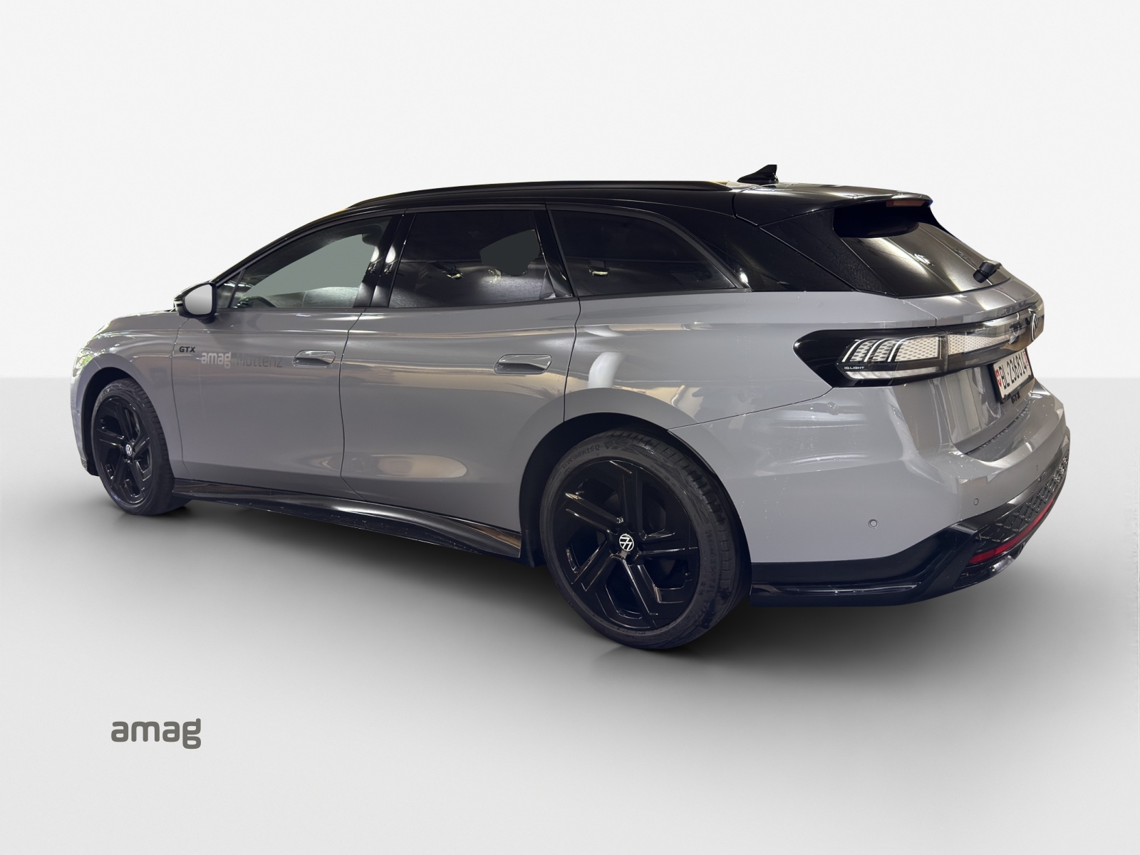 VW ID.7 Tourer GTX 86 kWh GTX United 4 Motion-image-2