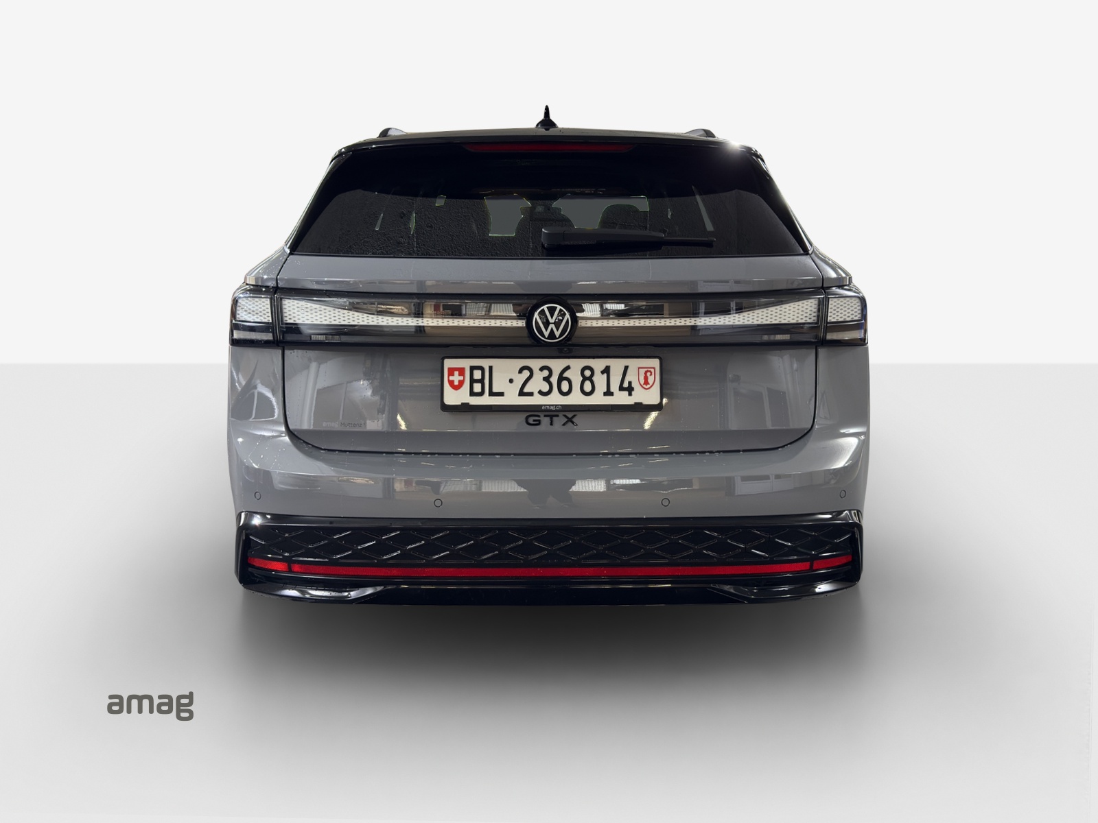 VW ID.7 Tourer GTX 86 kWh GTX United 4 Motion-image-3