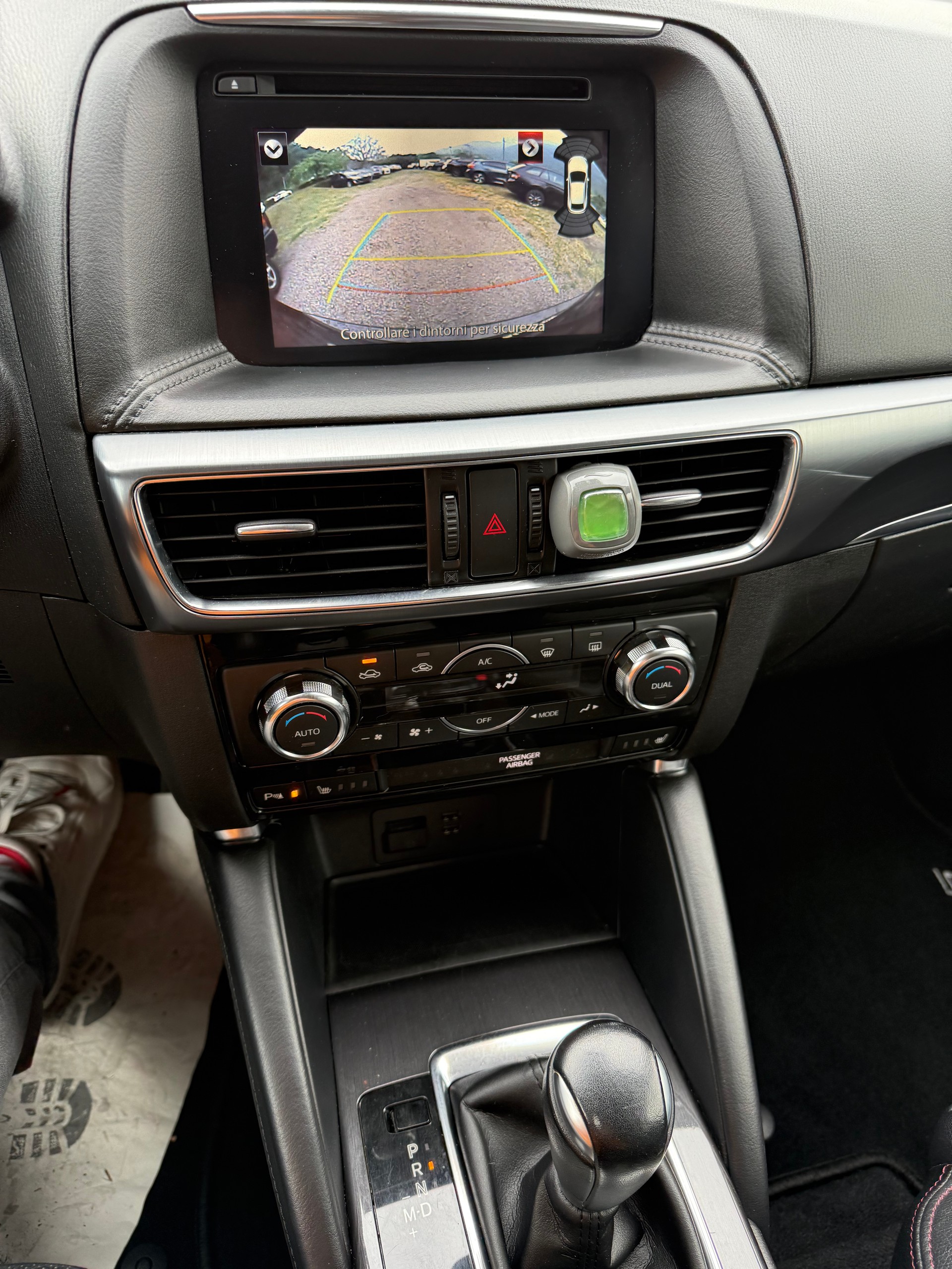 MAZDA CX-5 2.2 D HP Revolution AWD Automatic-image-7
